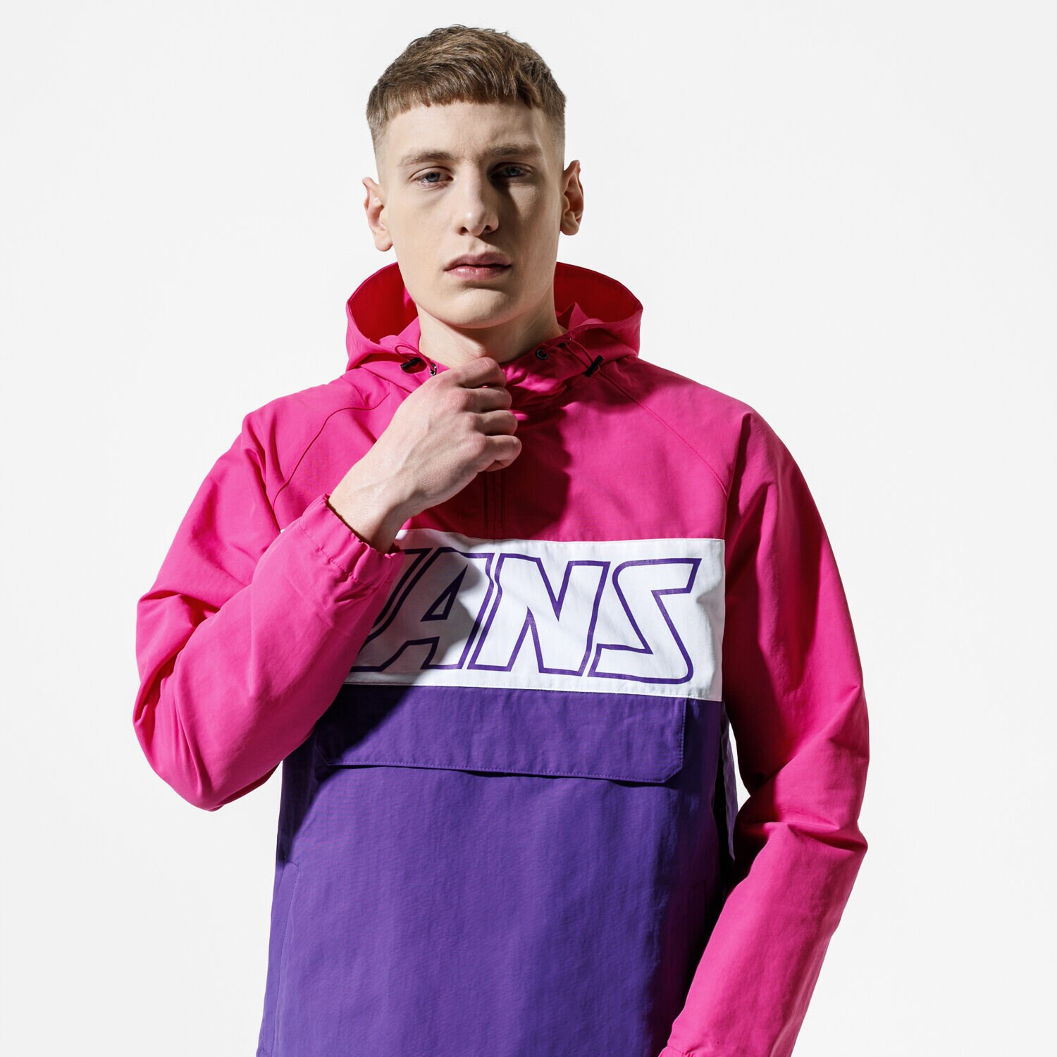 Bărbați jachetă VANS JACHETĂ MN RETRO SPORT ANORAK FUCHSIA PURPLE/HELIOTROPE VN0A49PAYMI1 Mulicolor