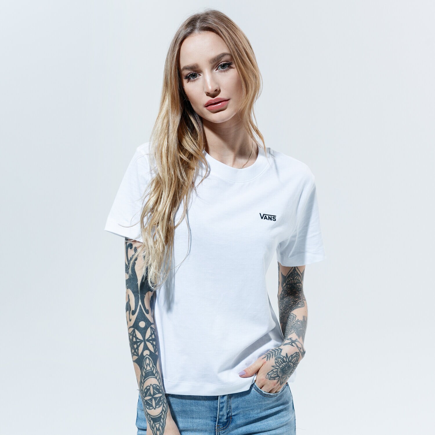 Femei tricou VANS TRICOU WM JUNIOR V BOXY WHITE VN0A4MFLWHT1 Alb