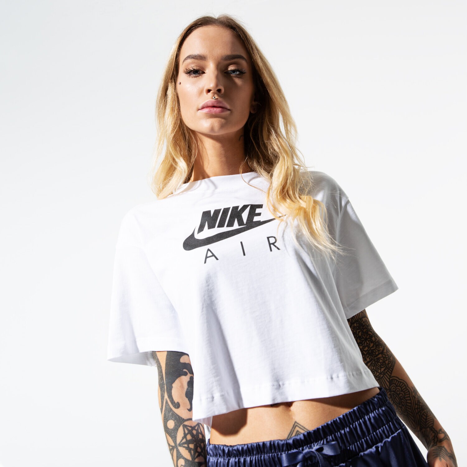 Femei tricou NIKE TRICOU SS W NSW AIR TOP SS BV4777-100 Alb