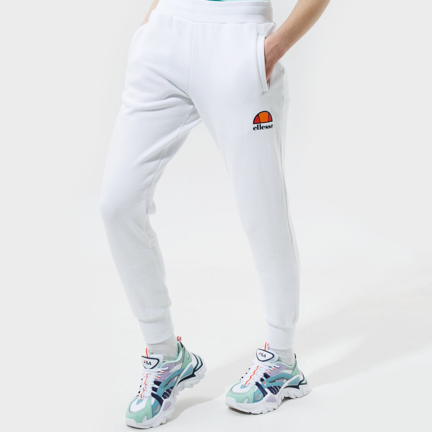 Femei pantaloni ELLESSE PANTALONI QUEENSTOWN WHT SGC07458908 Alb