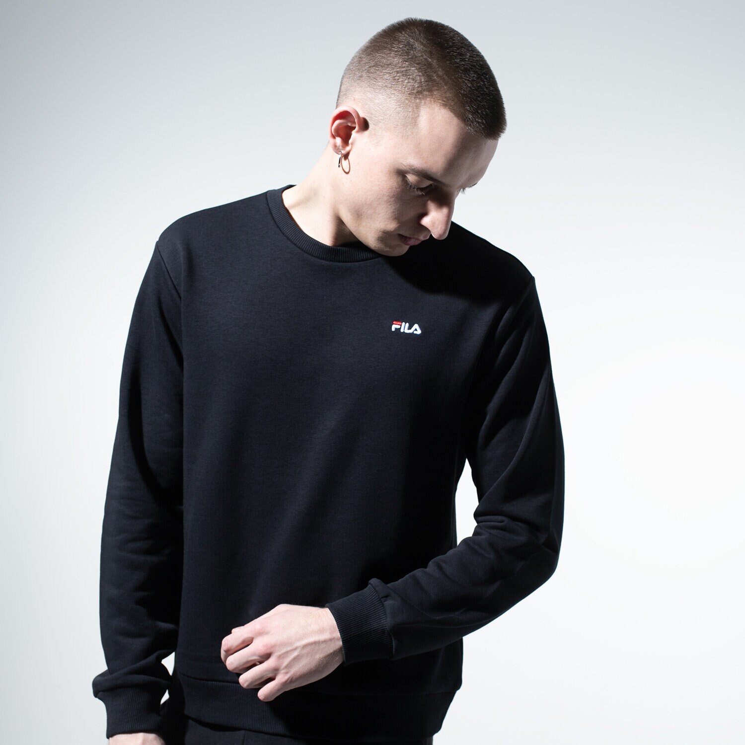 Bărbați bluză FILA BLUZĂ EFIM CREW SWEAT 688164002 Negru