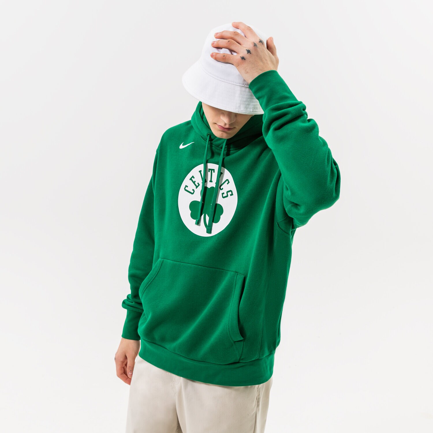 Bărbați bluză NIKE BLUZĂ CU GLUGĂ BOS M NK FLC PO ESSNTL NBA DN8623-312 Verde