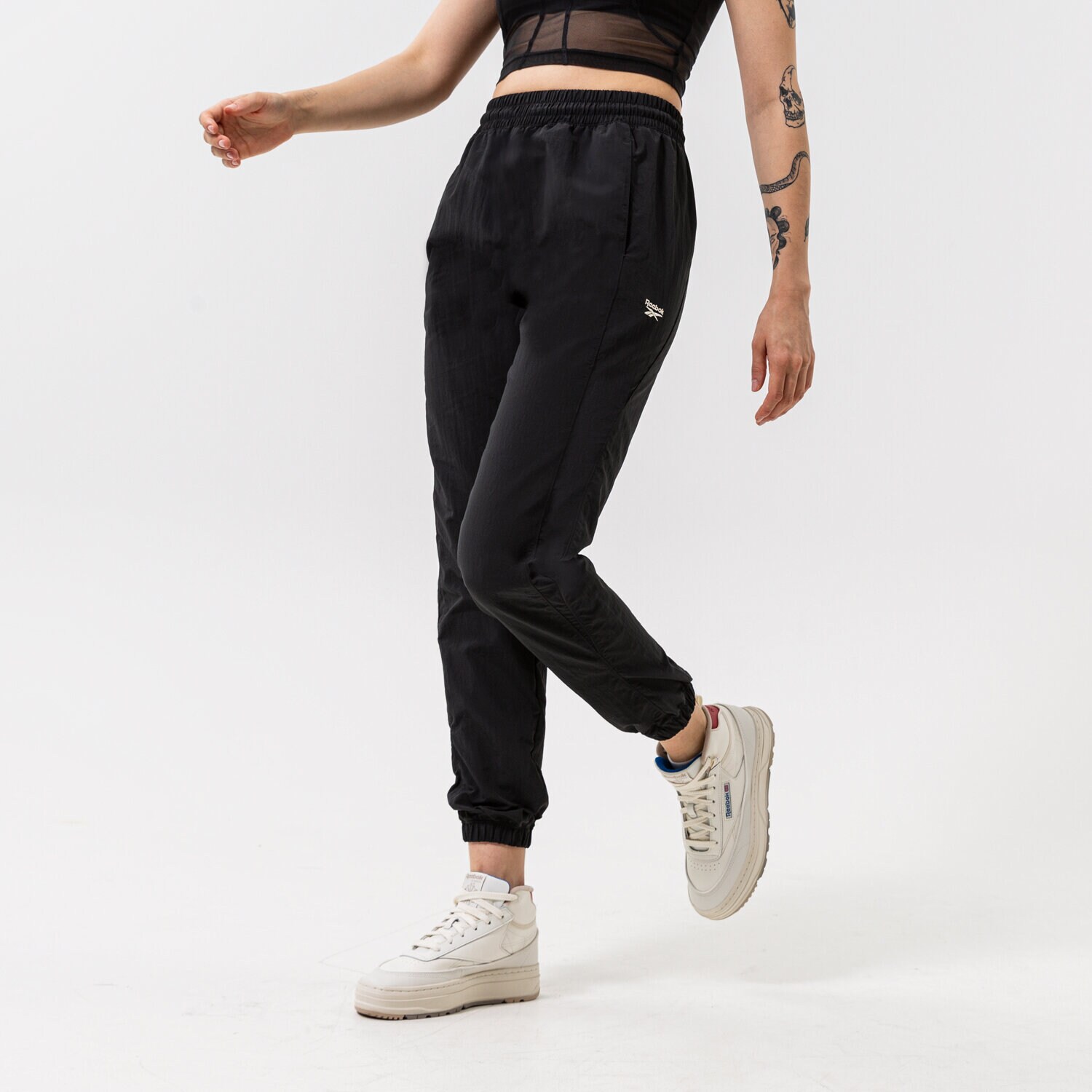 Femei pantaloni REEBOK PANTALONI  CL AE FR TP HH9753 Negru