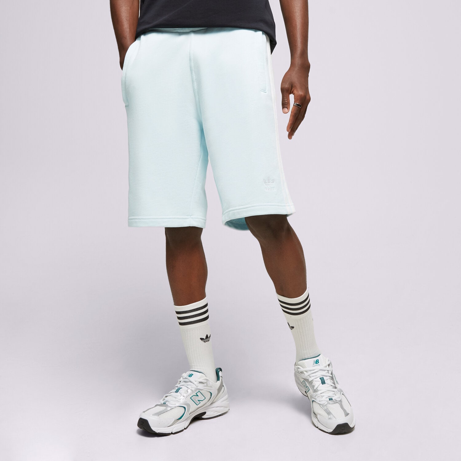 Femei pantaloni scurți ADIDAS PANTALONI SCURȚI 3-STRIPE SHORT HK7313 Albastru