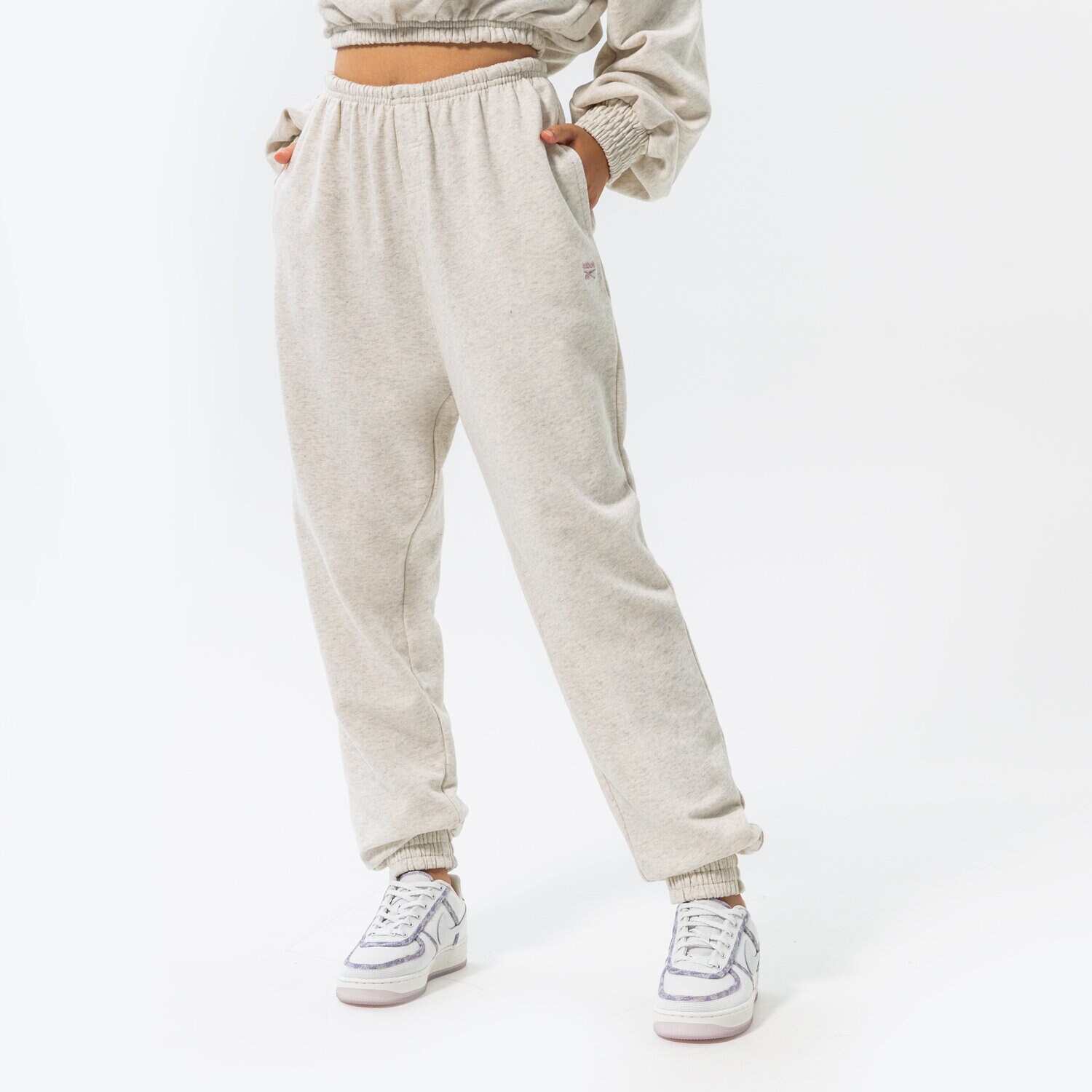 Femei pantaloni REEBOK PANTALONI  CL AE ARCHIVE FIT FT PANT HH9744 Bej