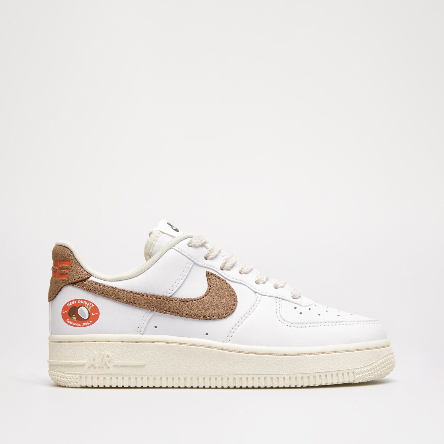 Femei pantofi sport NIKE WMNS AIR FORCE 1 '07 LX DJ9943-101 Alb