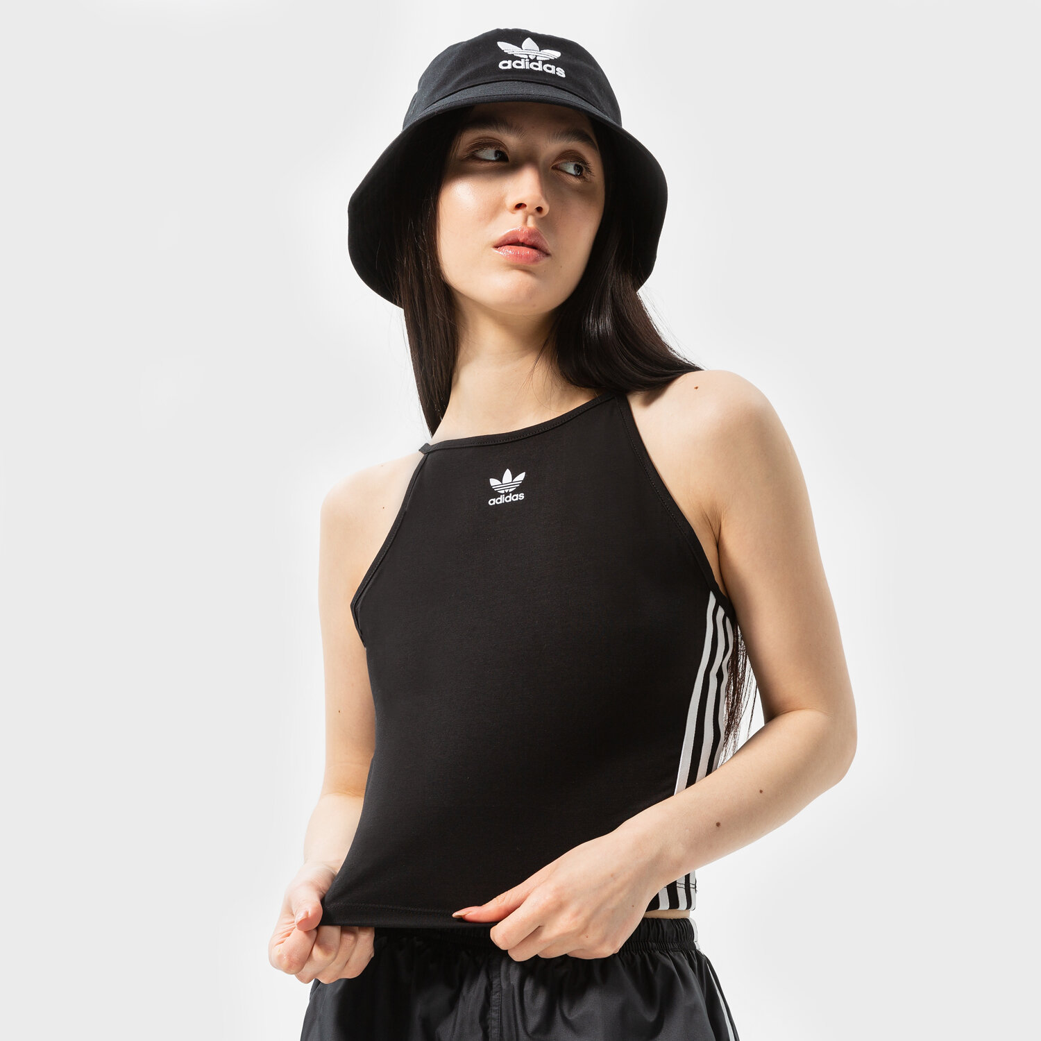 Femei tricou ADIDAS 3 STRIPES STRAPPY MAIOU TOP HC1978 Negru