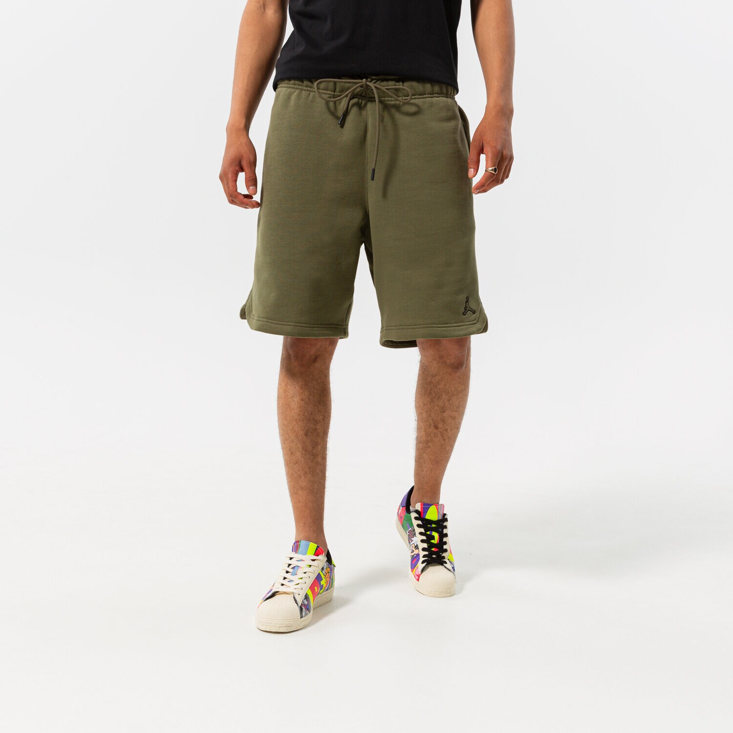 Femei pantaloni scurți JORDAN PANTALONI SCURȚI M J ESS FLC SHORT DA9826-222 Kaki