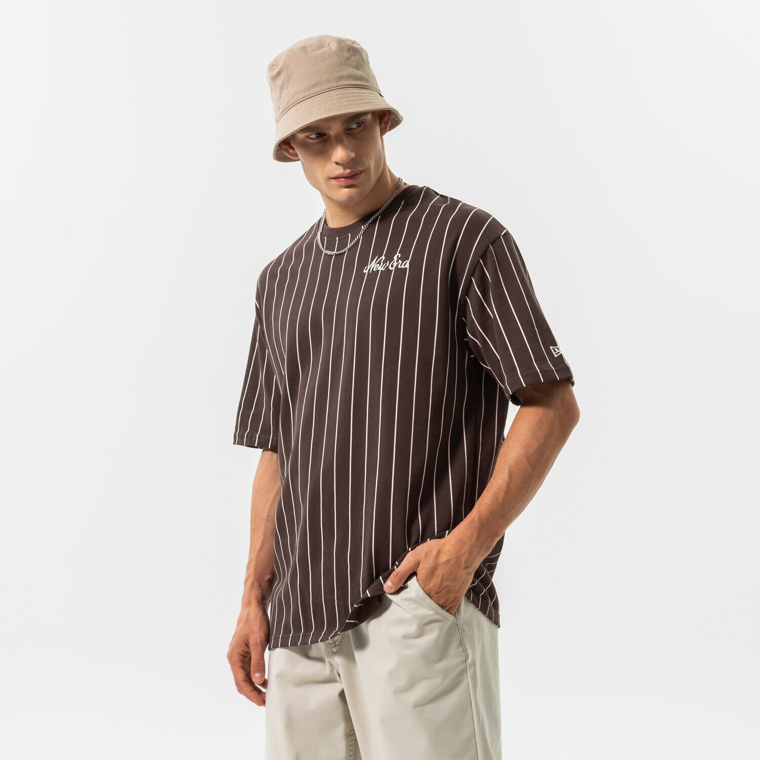 Bărbați tricou NEW ERA TRICOU OS PINSTRIPE BRWN NEW ERA BRSOFW 60284644 Maro