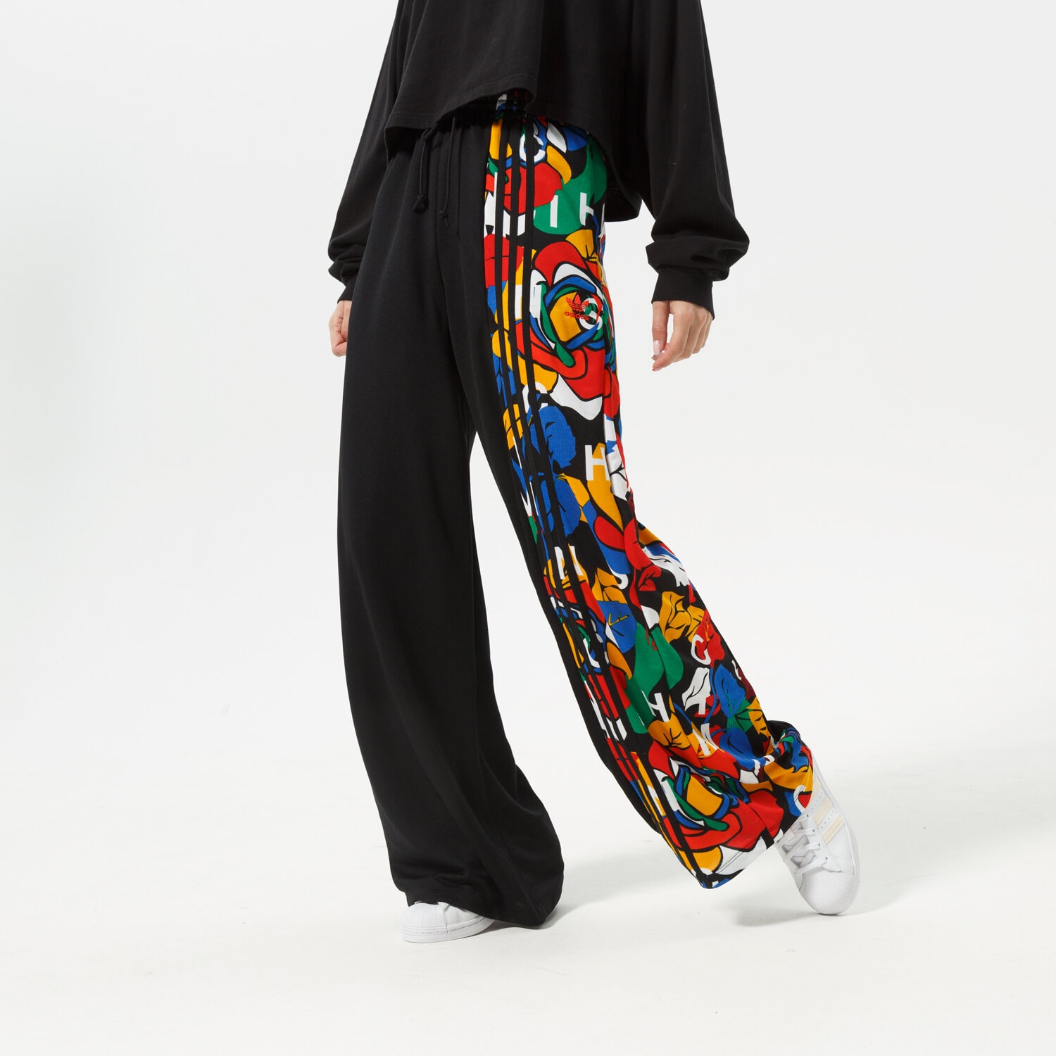 Femei pantaloni ADIDAS PANTALONI  PANT HC4471 Negru