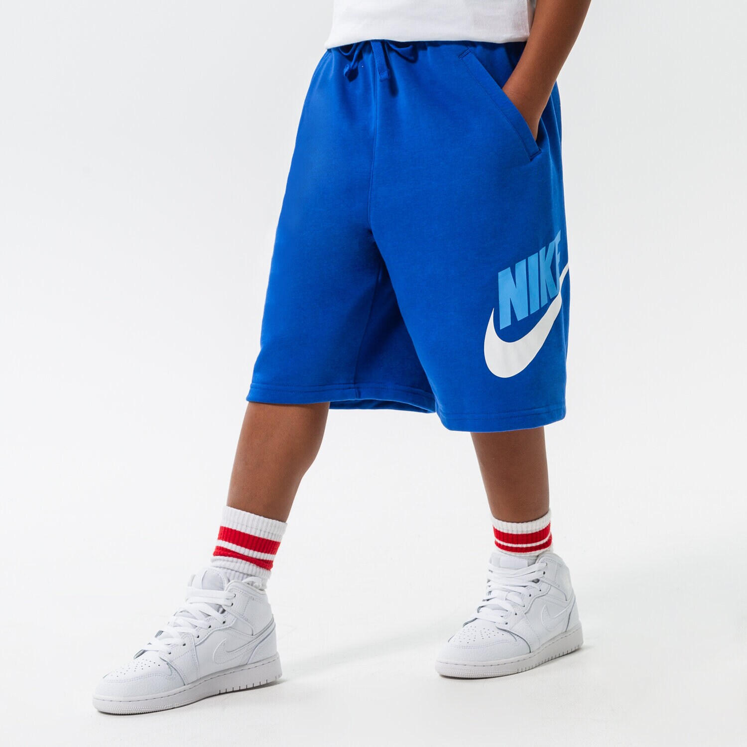 Pantaloni scurți și rochii pentru copii NIKE PANTALONI SCURȚI SPORTSWEAR CLUB FLEECE BOY CK0509-481 Albastru