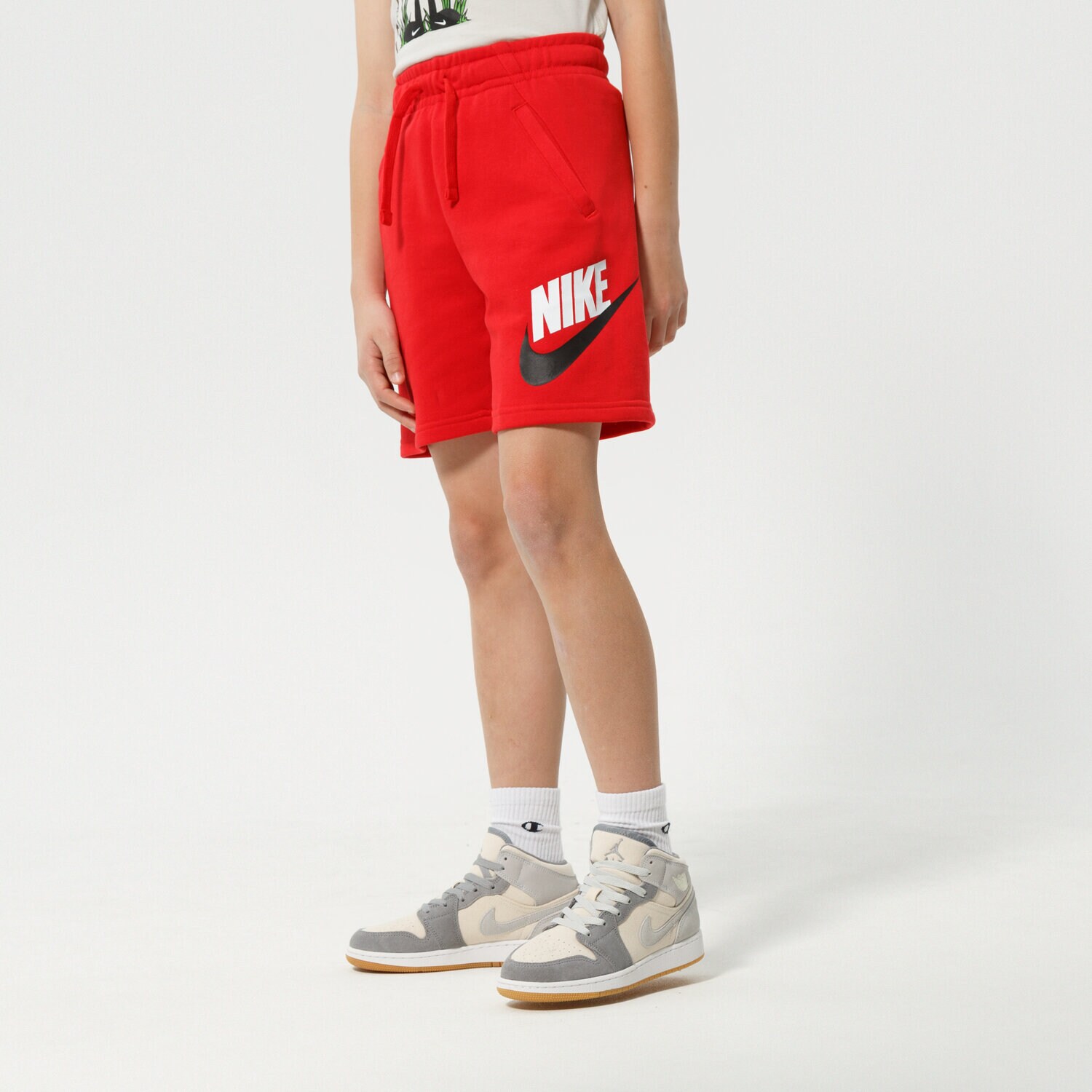 Pantaloni scurți și rochii pentru copii NIKE PANTALONI SCURȚI NIKE SPORTSWEAR CLUB FLEECE BOY CK0509-657 Roșu
