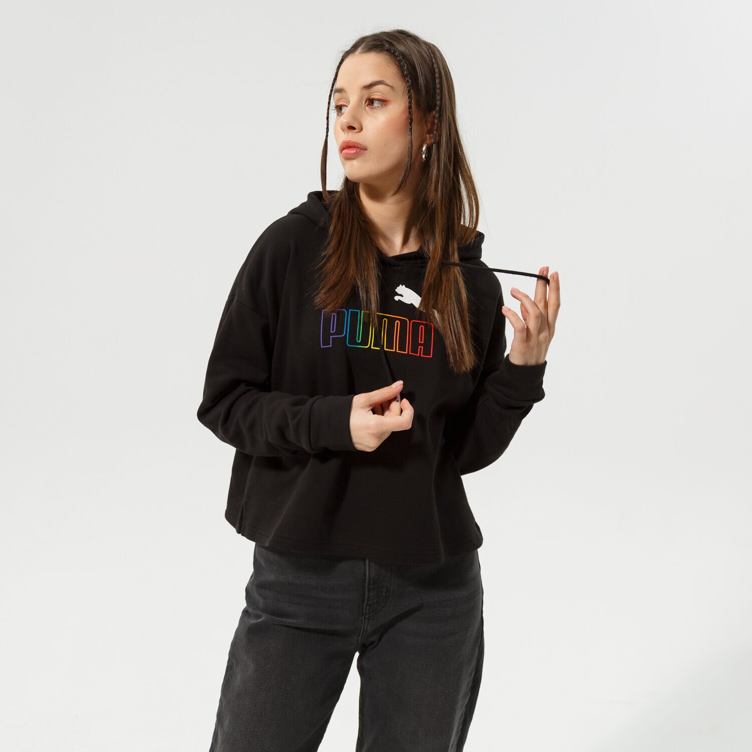 Femei bluză PUMA BLUZĂ CU GLUGĂ ESS+ RAINBOW HOODIE TR 848429 01 Negru