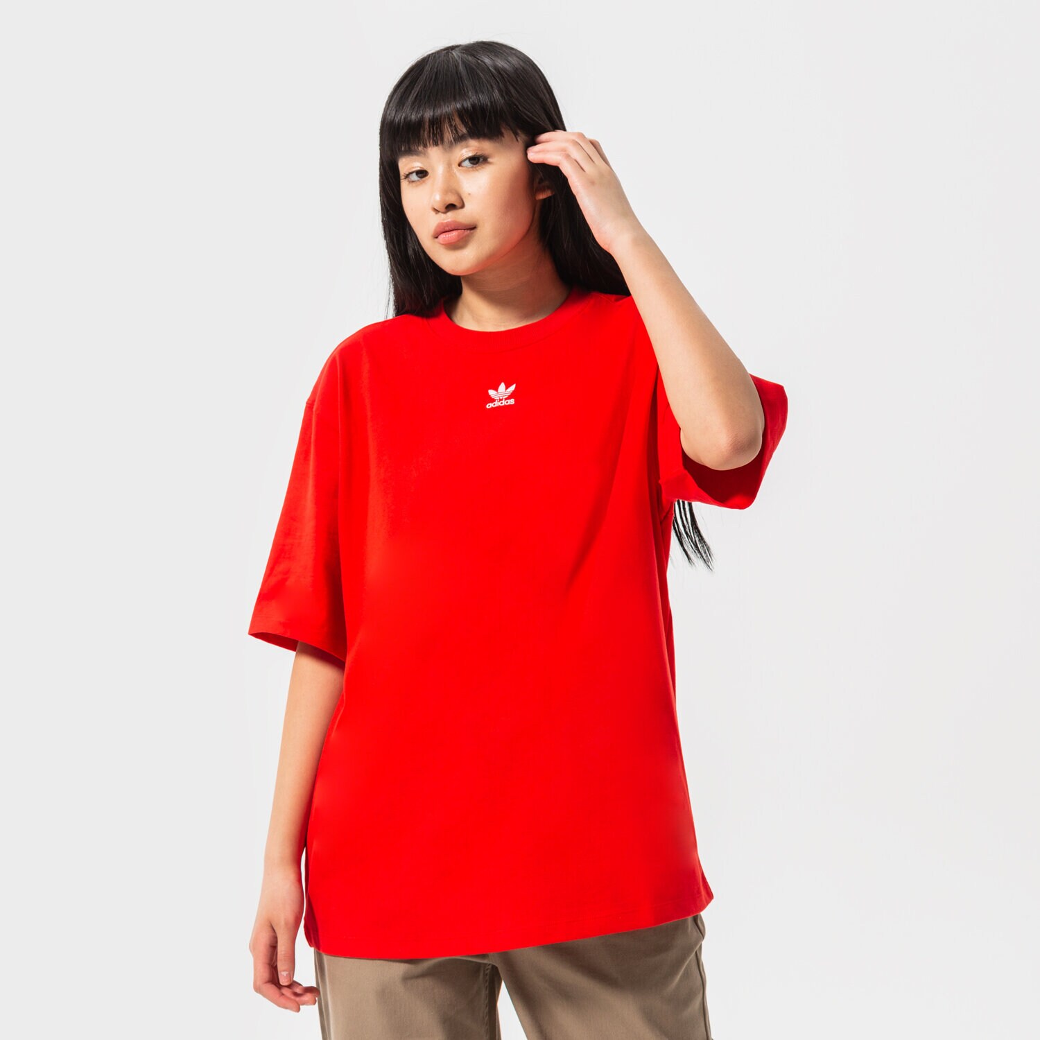 Femei tricou ADIDAS ESSENTIAL TREFOIL BOYFRIEND TRICOU HF7474 Roșu