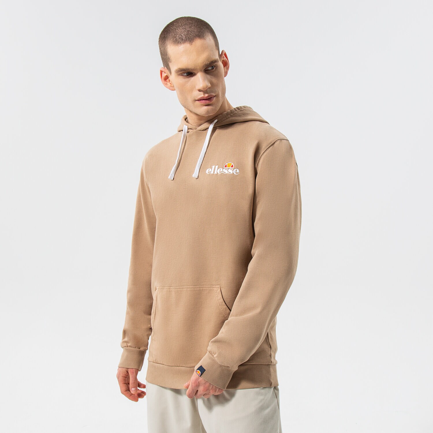 Bărbați bluză ELLESSE BLUZĂ CU GLUGĂ TINCTORIA OH HOODY BRWN SHM13144200 Maro
