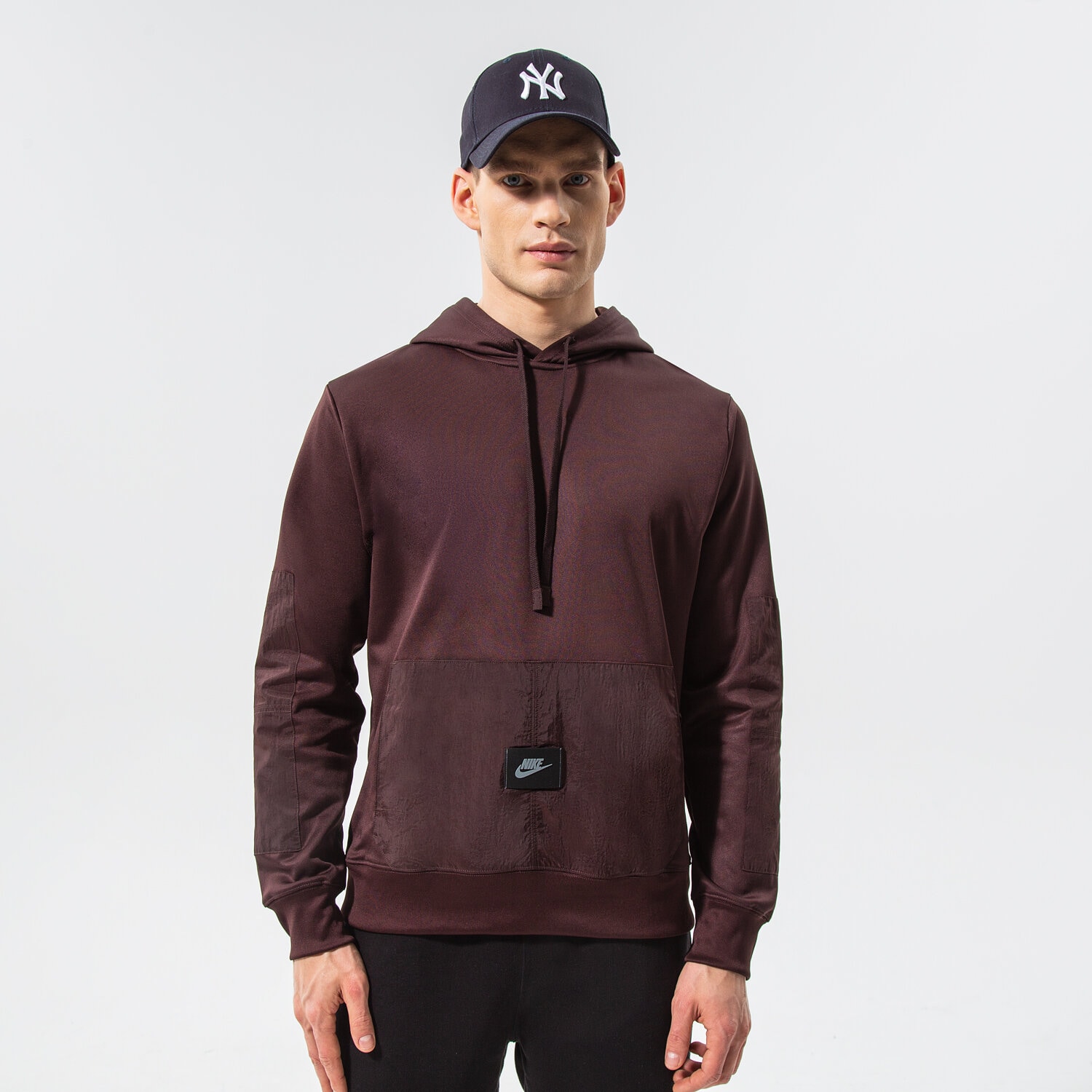 Bărbați bluză NIKE BLUZĂ CU GLUGĂ NSW SPU DF FLC PO HOODIE BB DQ5103-205 Maro