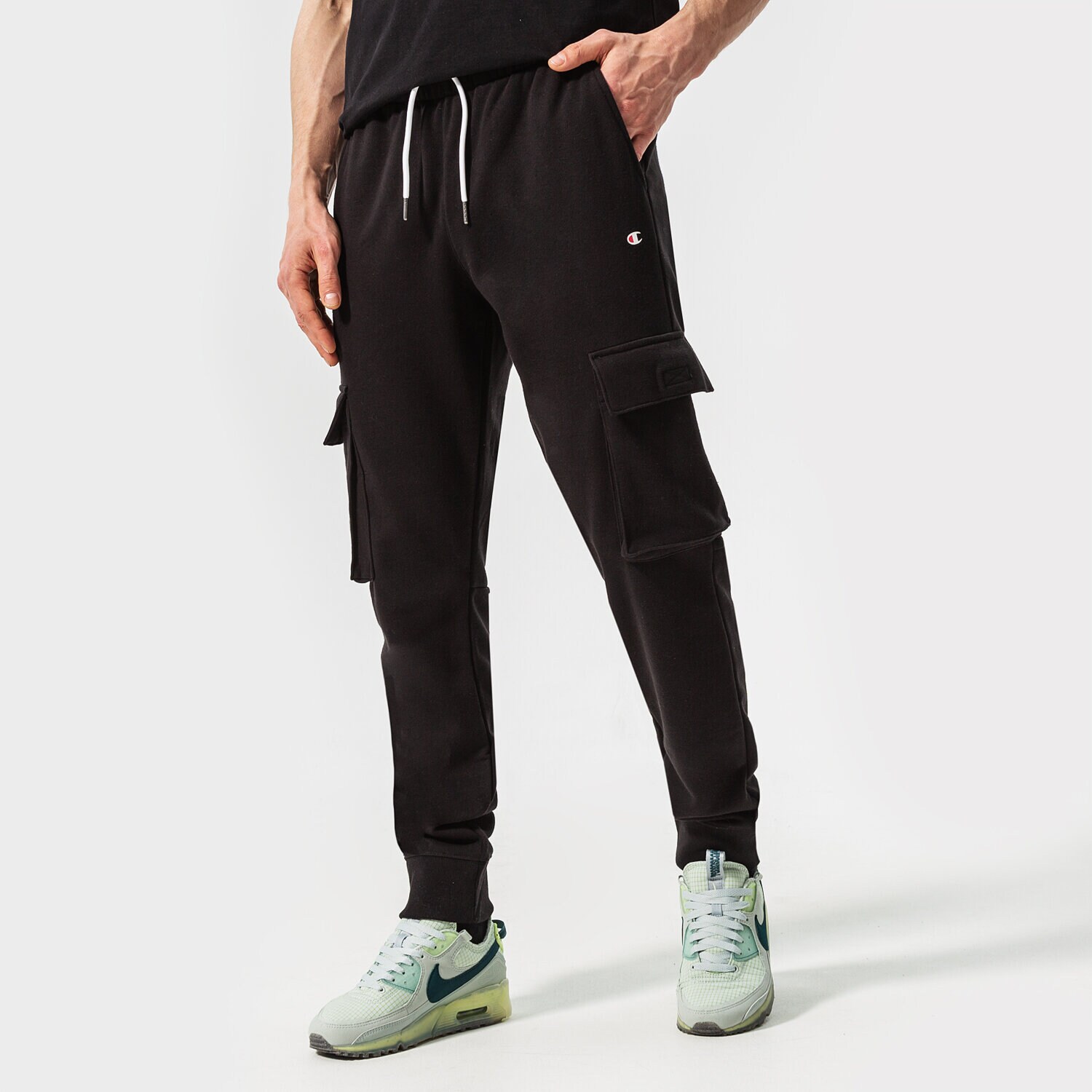 Bărbați pantaloni CHAMPION PANTALONI  RIB CUFF CARGO PANT 217421KK001 Negru