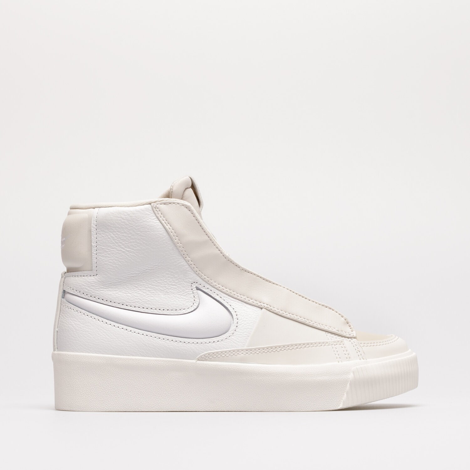 Femei pantofi sport NIKE BLAZER MID VICTORY DR2948100 Mulicolor