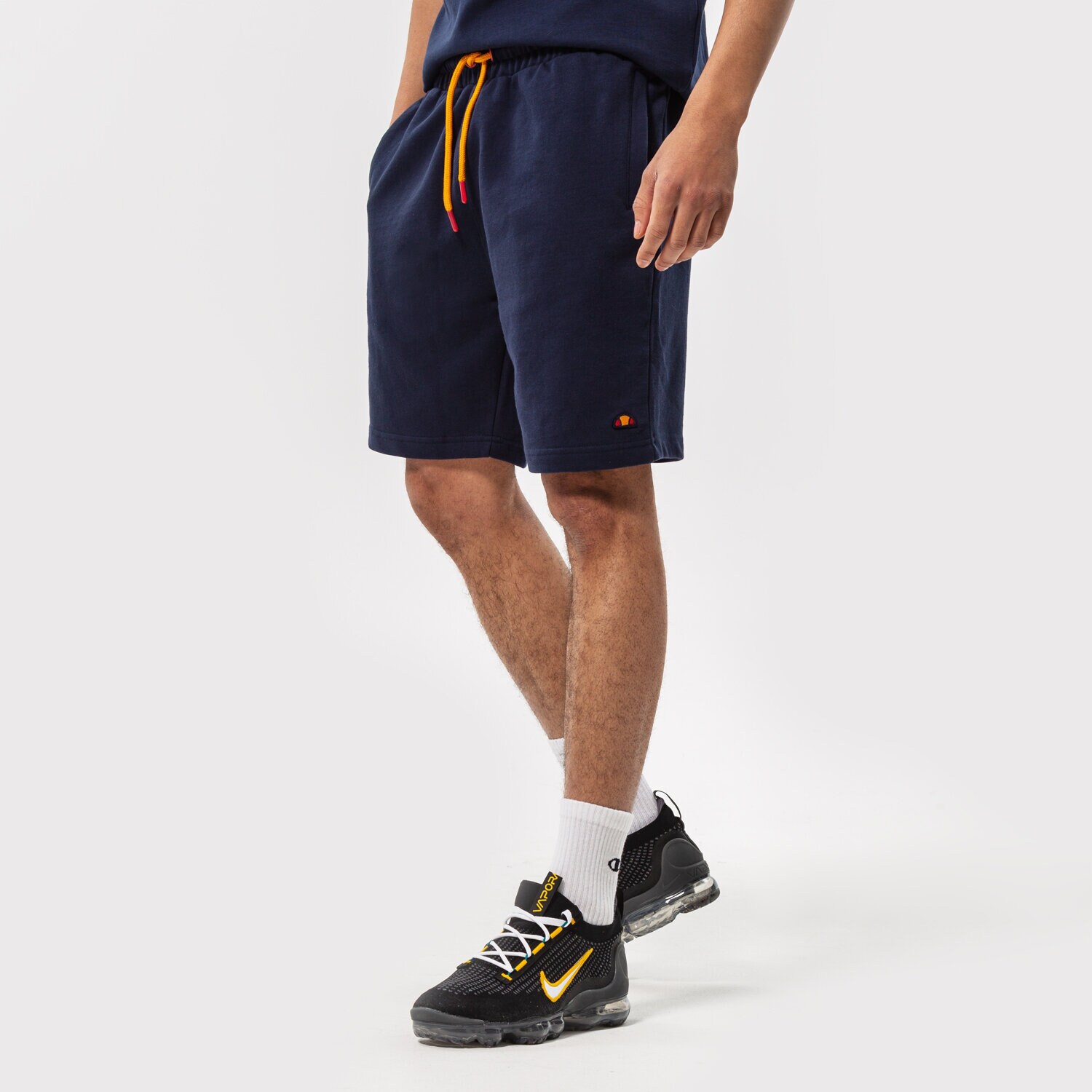 Femei pantaloni scurți ELLESSE PANTALONI SCURȚI RAVENS SHORT NAVY SHM12476429 Bleumarin