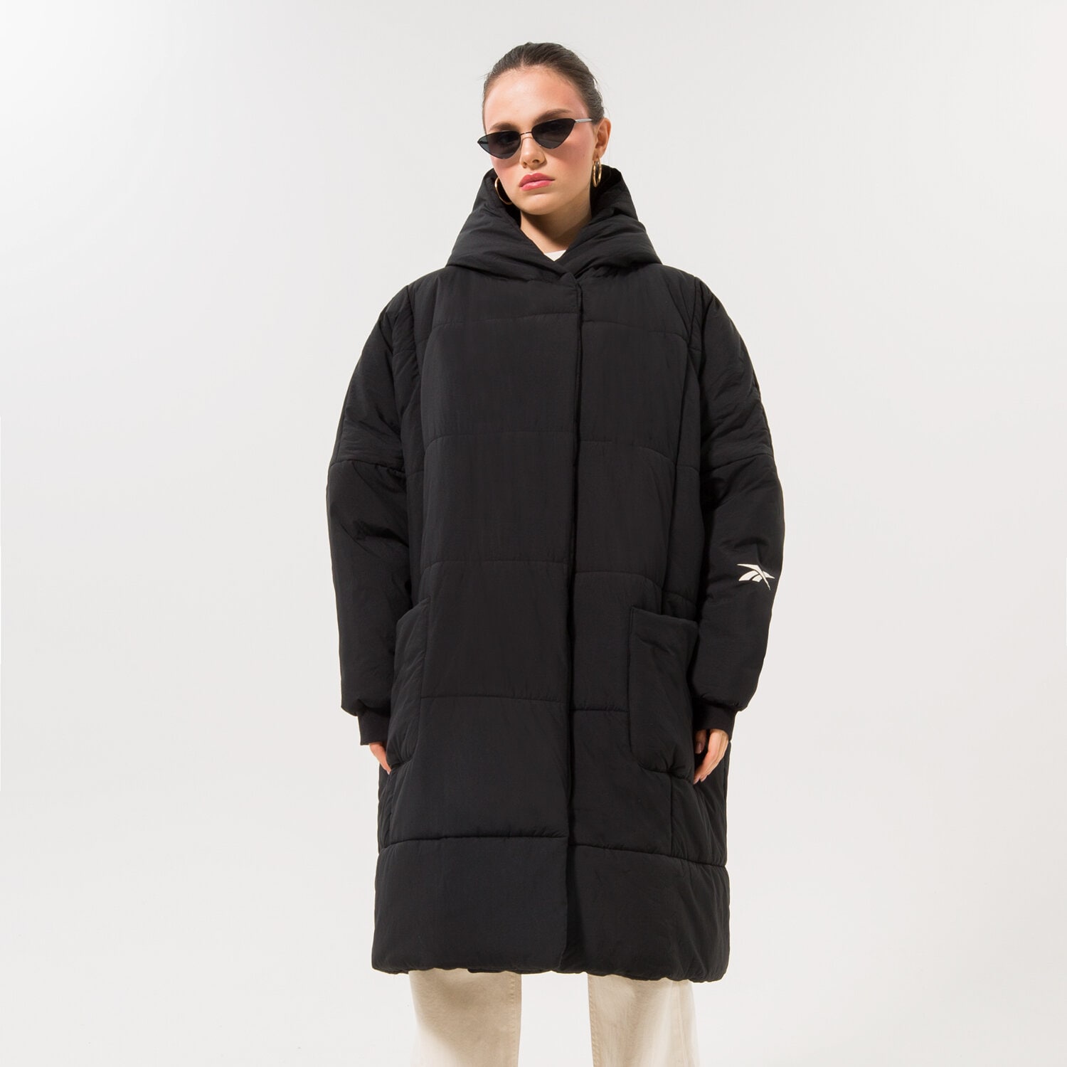 Femei geacă de iarnă REEBOK JACHETĂ DE IARNĂ S PAD LONG JACKET BLACK HH7247 Negru