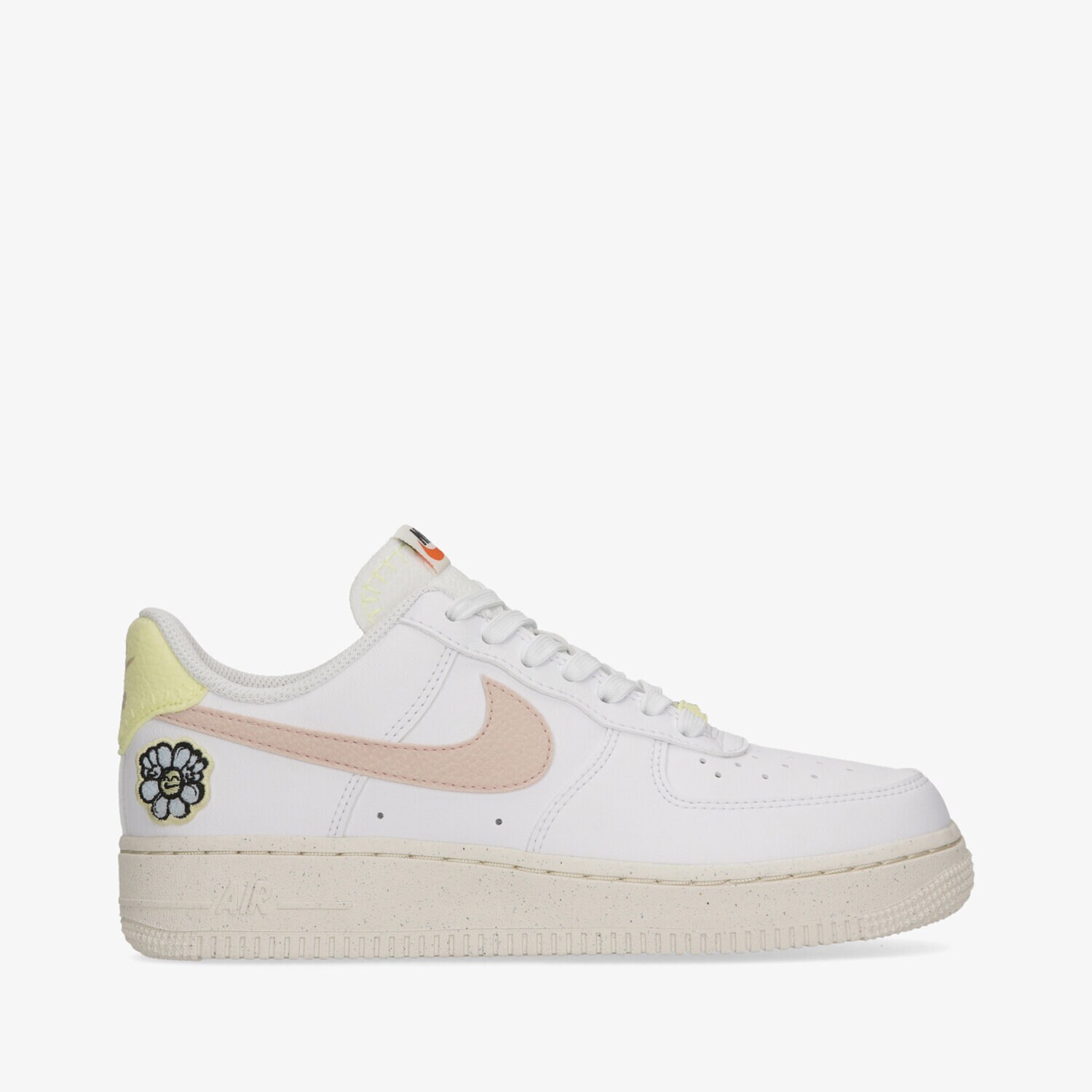 Femei pantofi sport NIKE AIR FORCE 1 '07 SE NEXT NATURE DJ6377-100 Alb