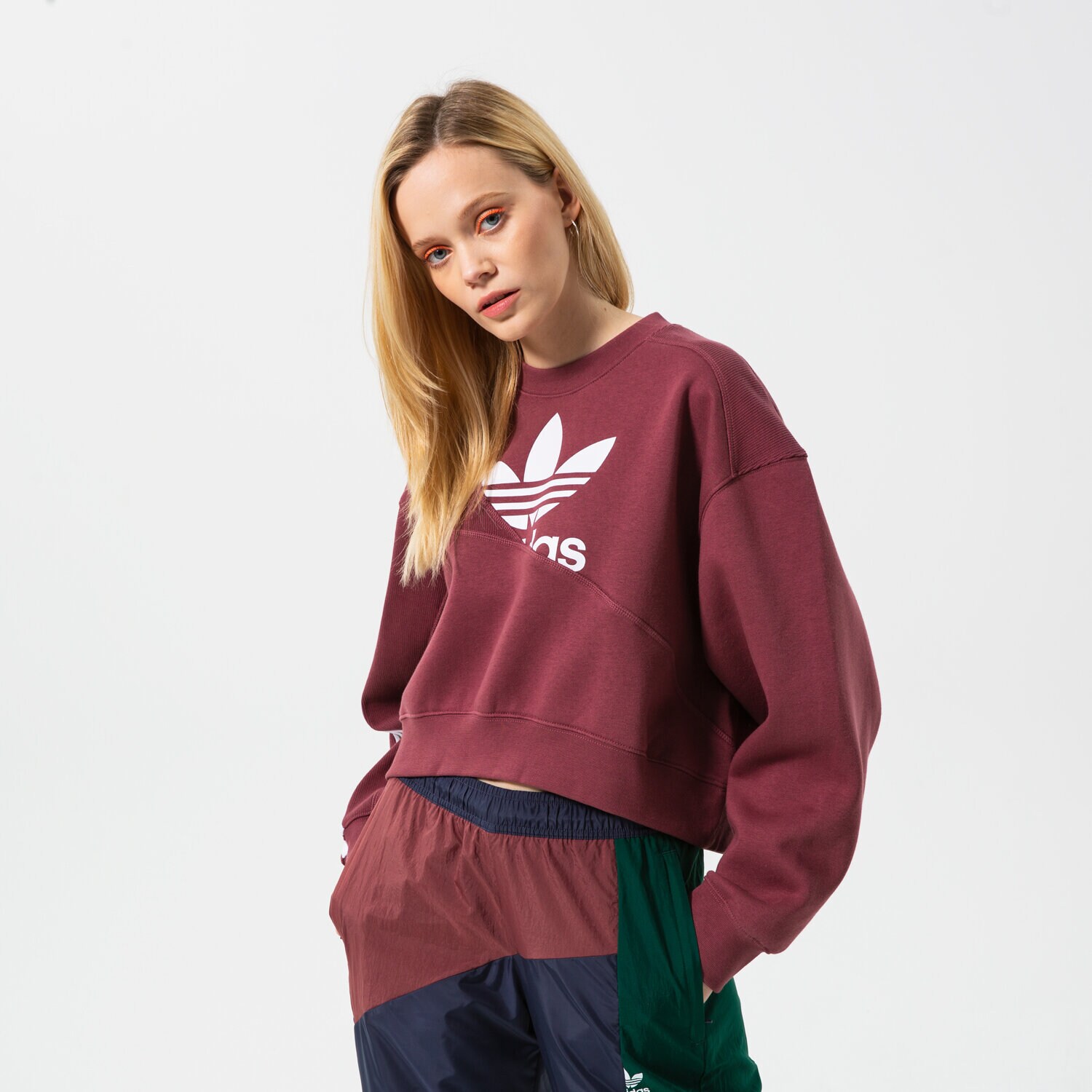 Femei bluză ADIDAS BLUZĂ HC4620 Bordo