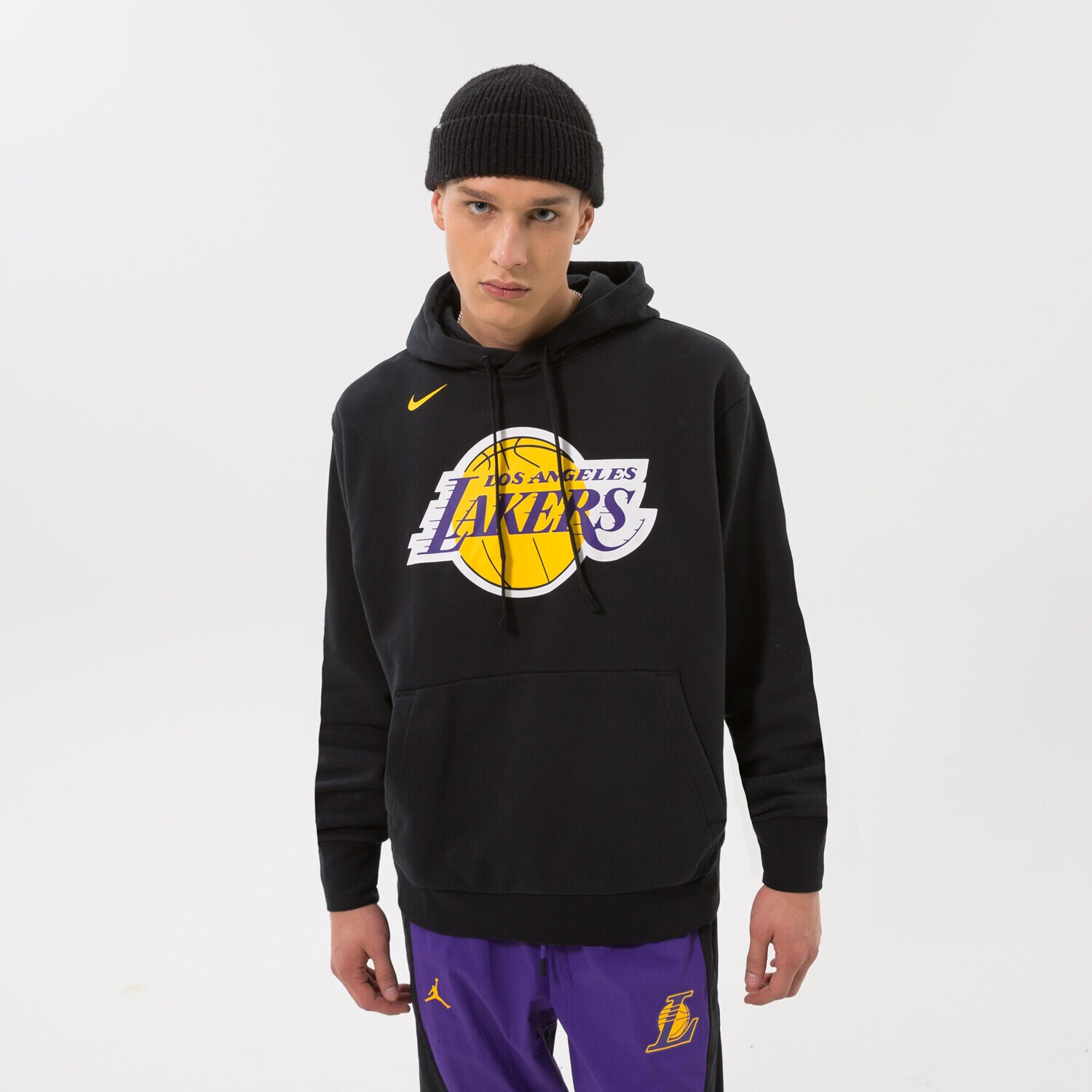 Bărbați bluză NIKE BLUZĂ CU GLUGĂ LAL M NK FLC PO ESSNTL NBA DN4709-010 Negru