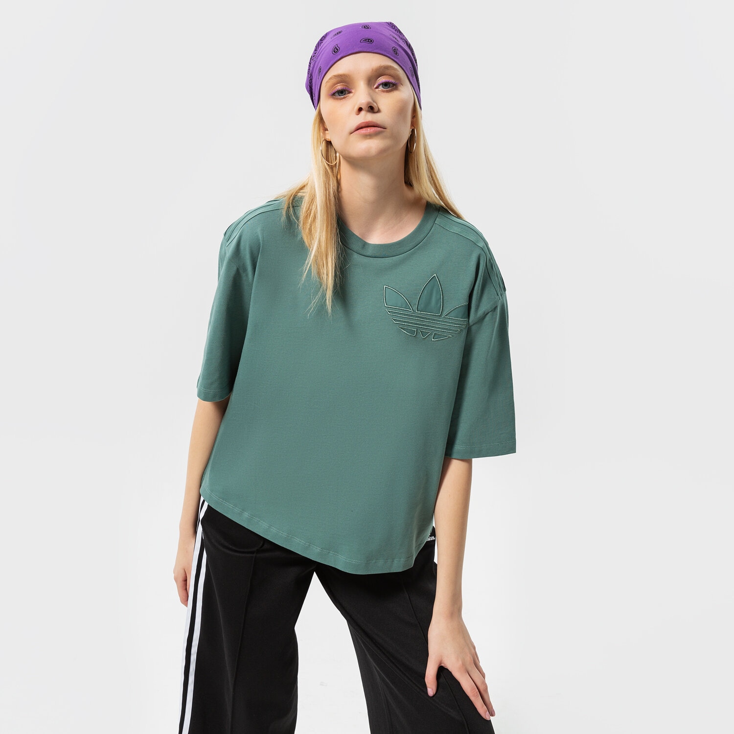 Femei tricou ADIDAS TRICOU TEE HE4746 Verde