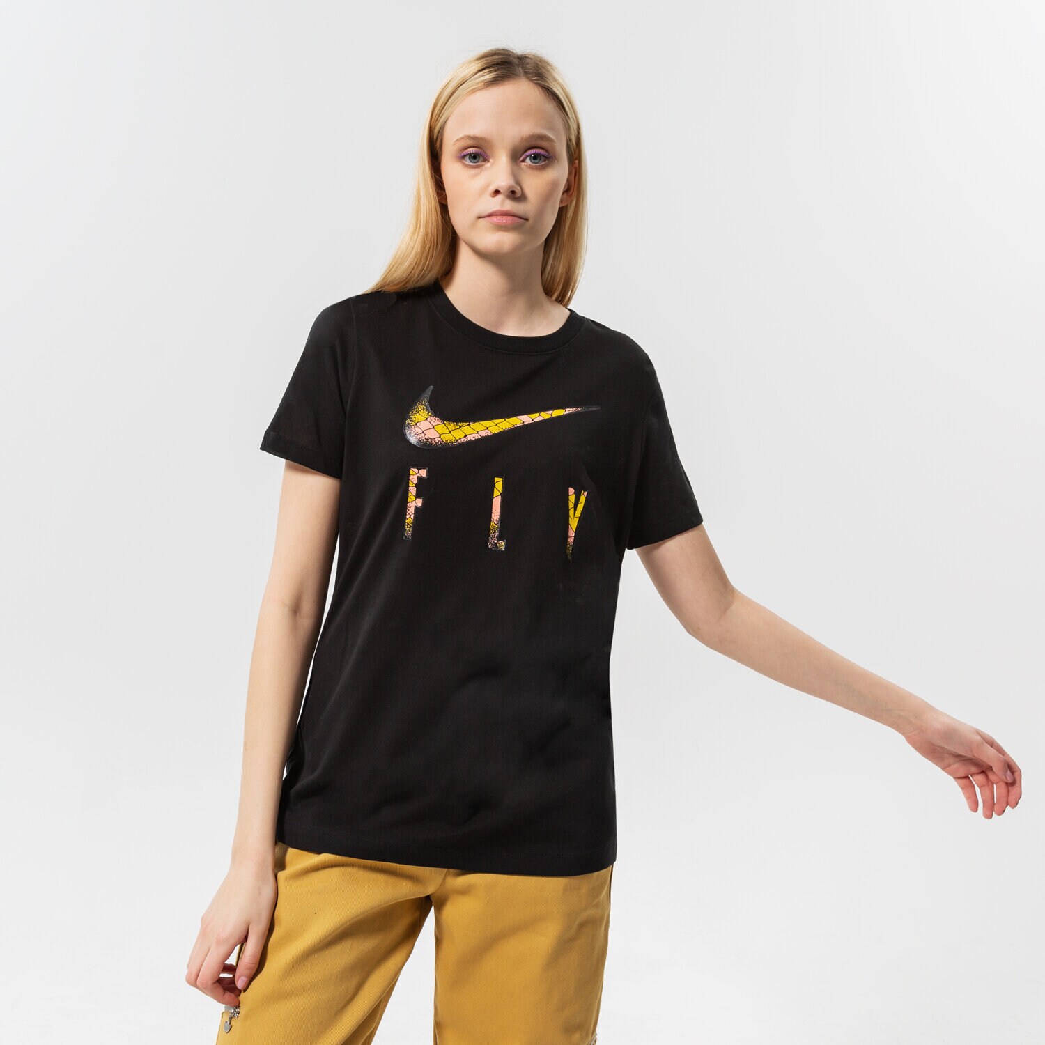 Femei tricou NIKE TRICOU W NK DF SWSH FLY SSNL SS TEE NBB DN3048-010 Negru