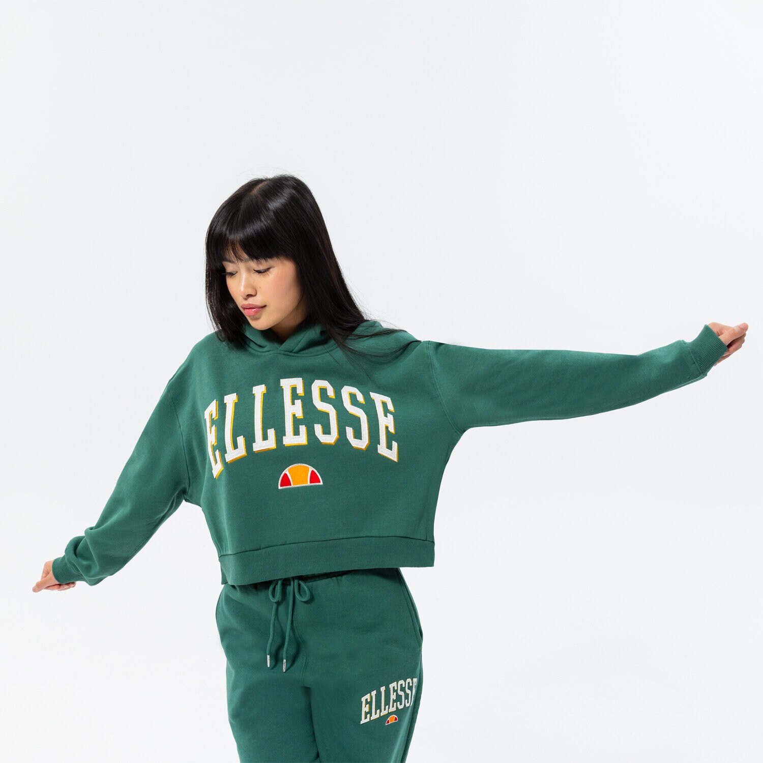 Femei bluză ELLESSE BLUZĂ CU GLUGĂ RAMO CROP HOODY DGREEN SGP15918502 Verde