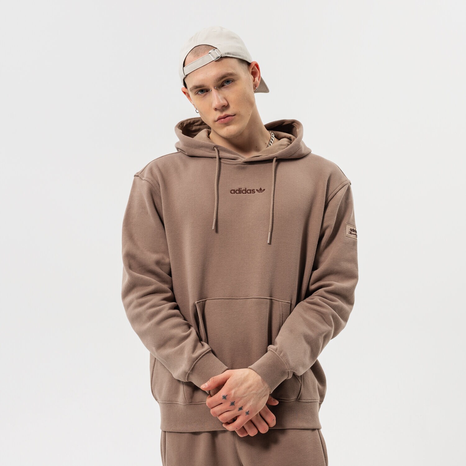 Bărbați bluză ADIDAS BLUZĂ CU GLUGĂ TREFOIL LINEAR LABEL HOODIE HM2652 Maro