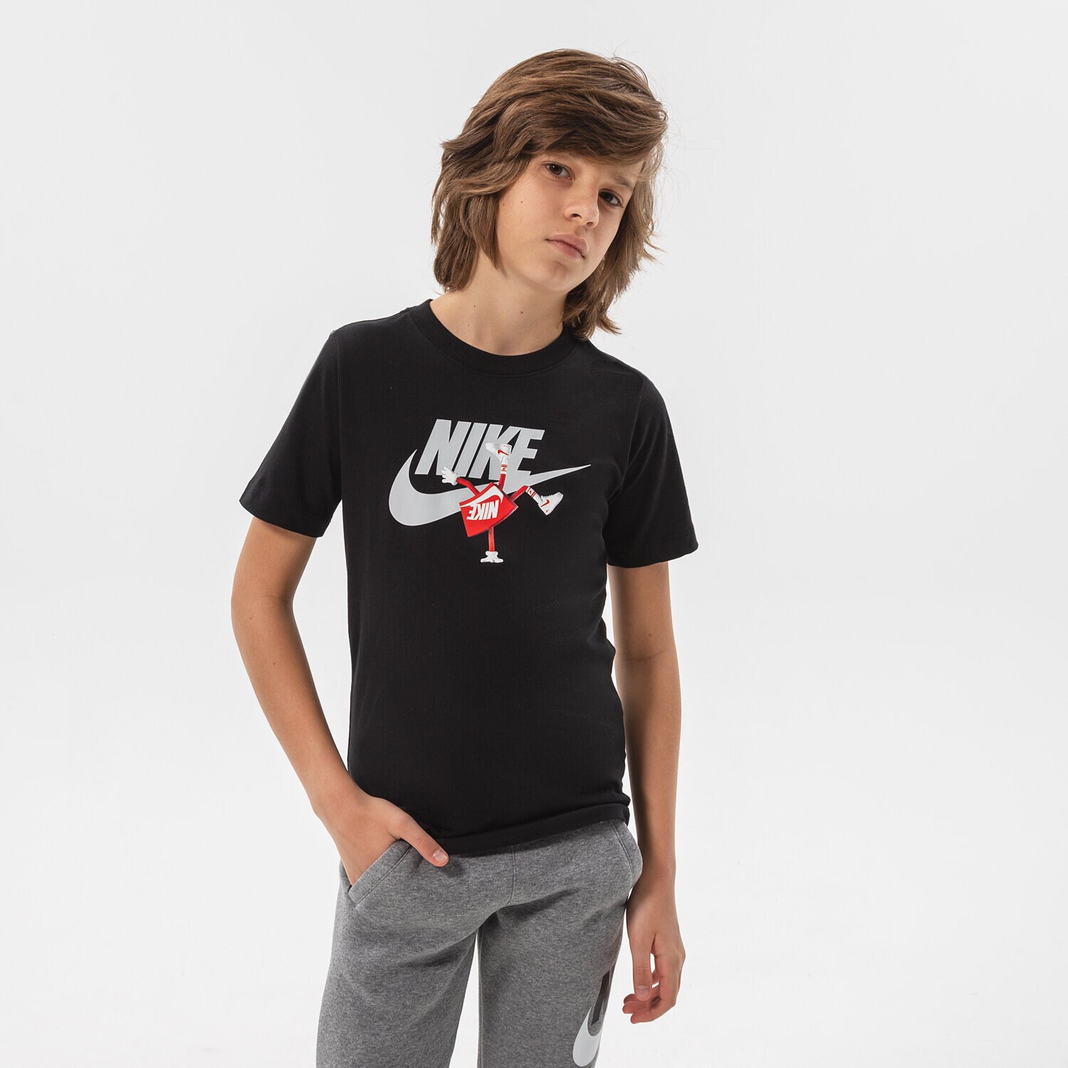 Copii tricou NIKE TRICOU B NSW TEE FUTURA BOXY SP22 BOY DO1806-010 Negru