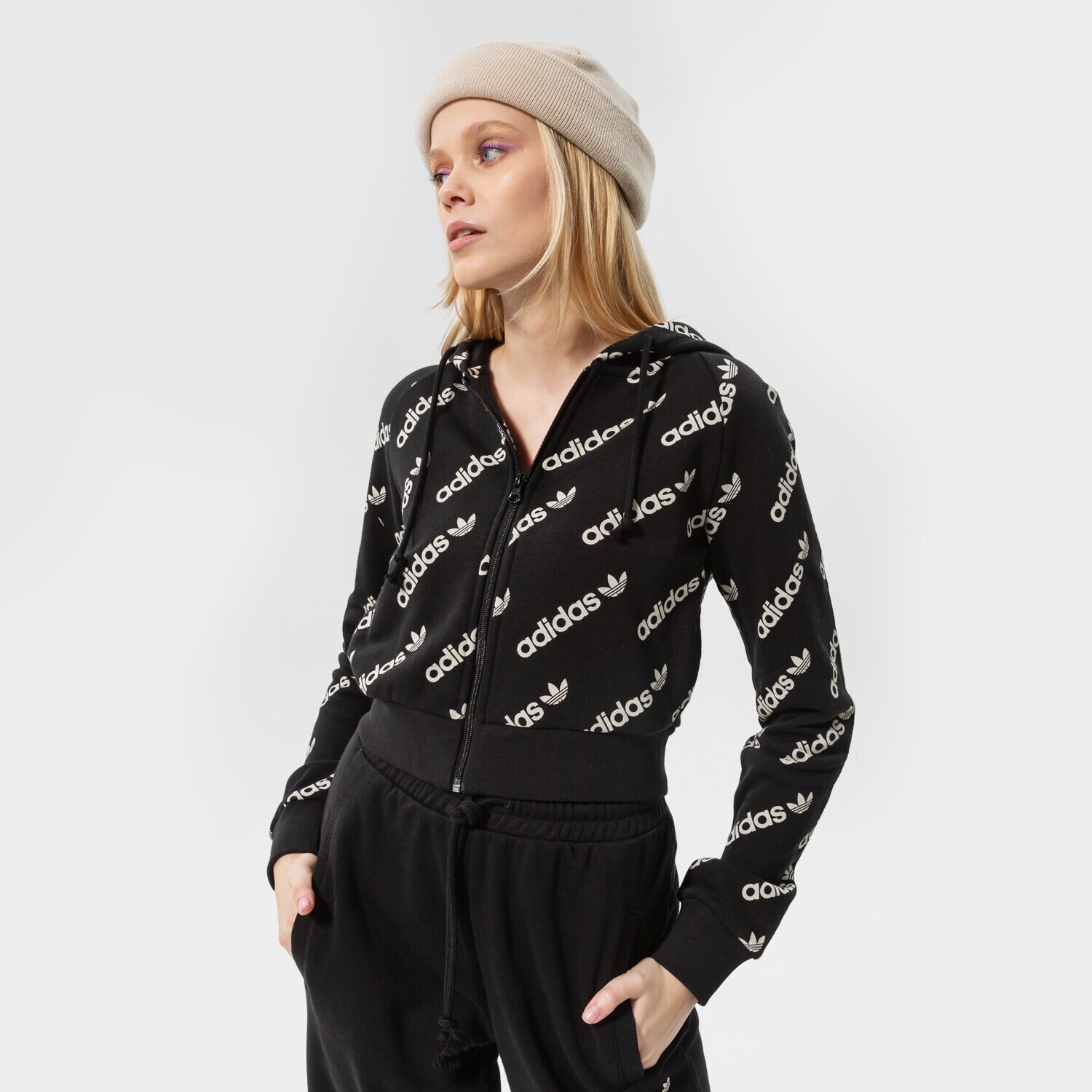 Femei bluză ADIDAS BLUZĂ CU GLUGĂ CROPPED TT MONO HM4889 Negru
