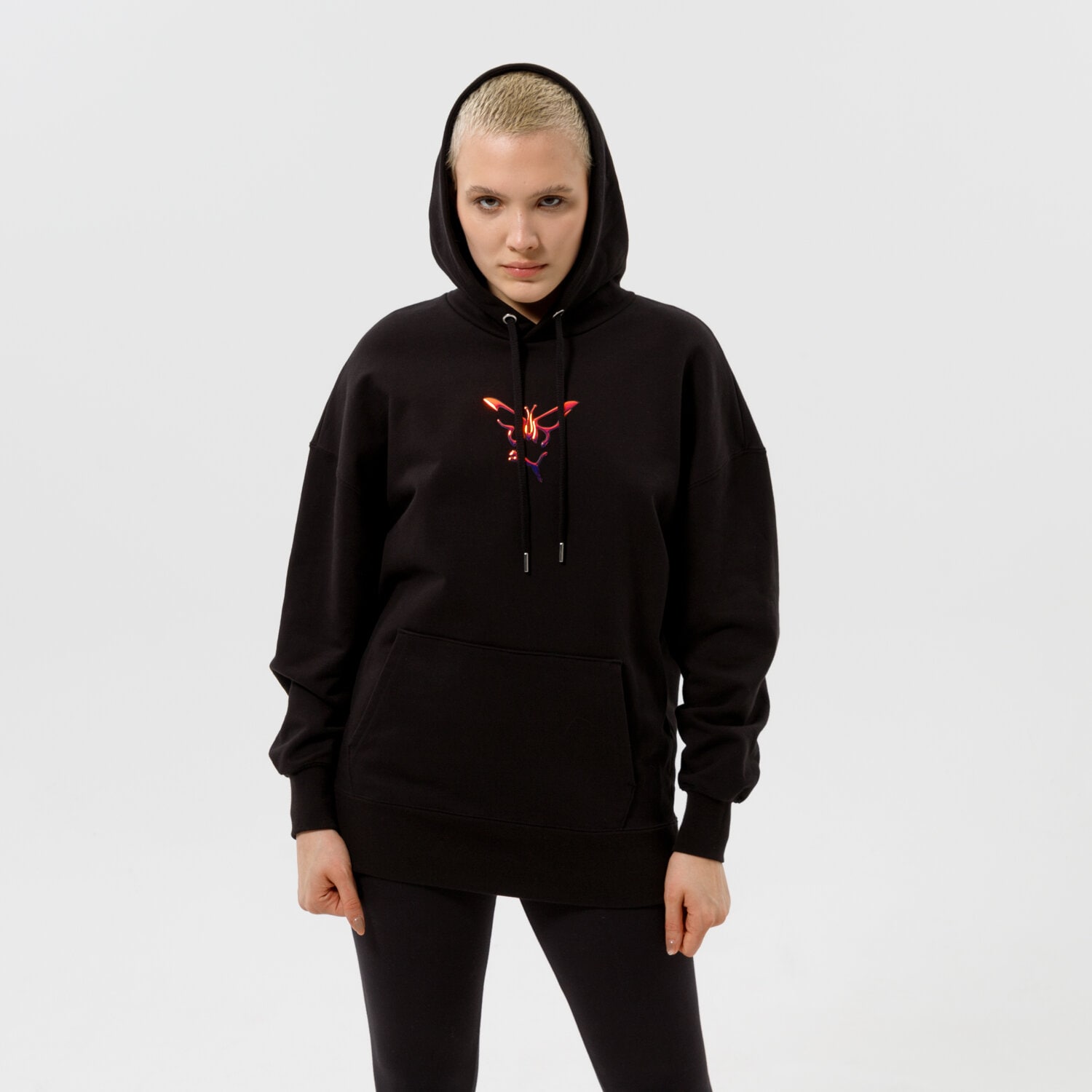 Femei bluză PUMA BLUZĂ CU GLUGĂ PUMA X DUA LIPA 534738 01 Negru