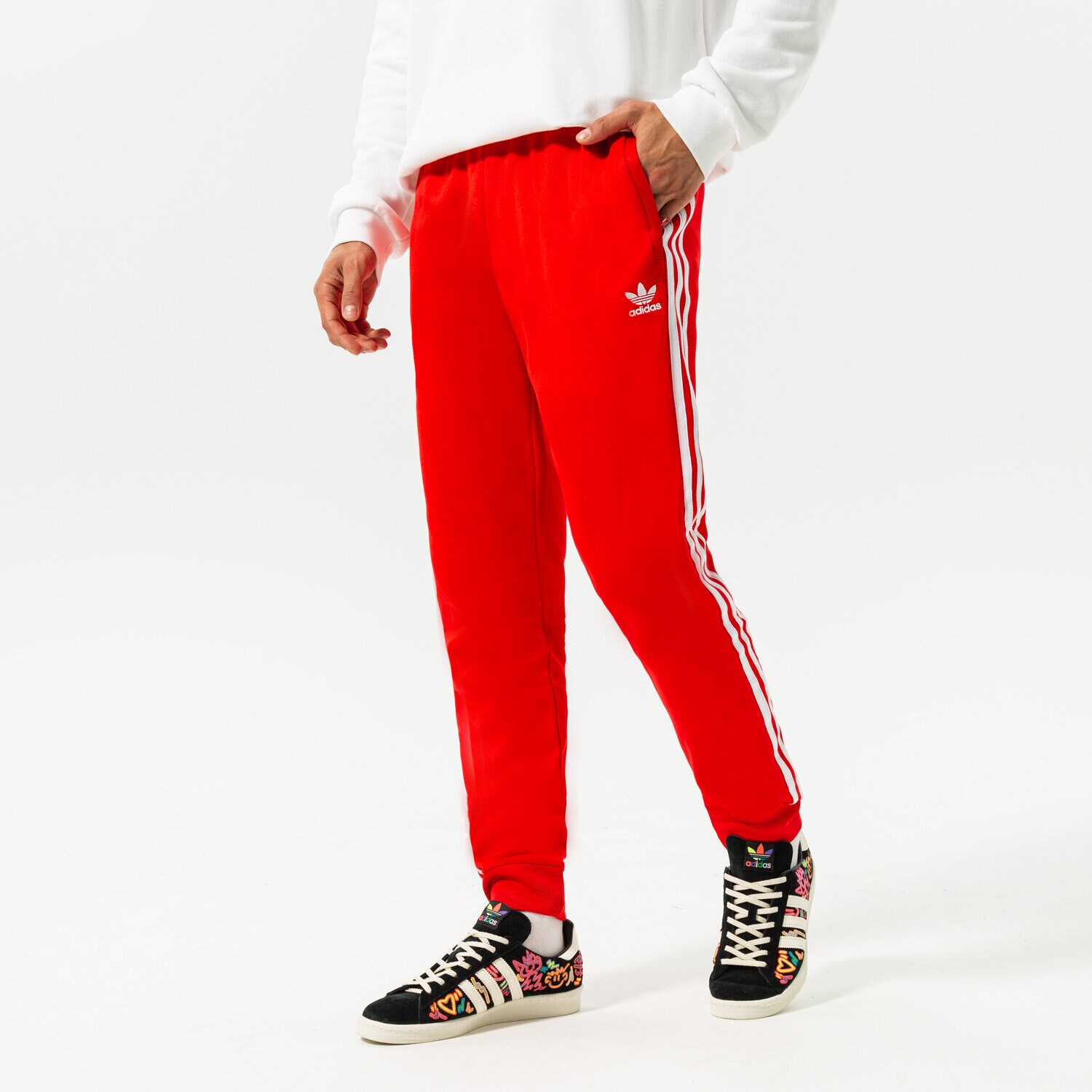 Bărbați pantaloni ADIDAS SS TRACK PANTS  HF2134 Roșu