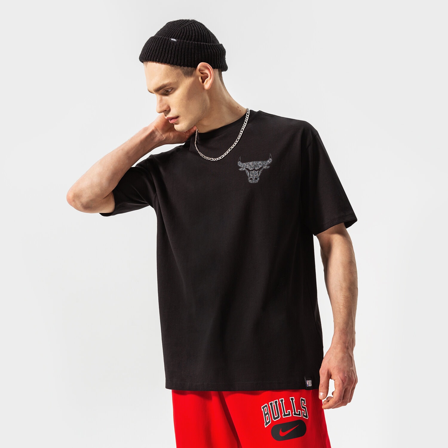 Bărbați tricou NEW ERA TRICOU SEAS INFILL OS BULLS CHICAGO BULLS BLKLEP 12893095 Negru