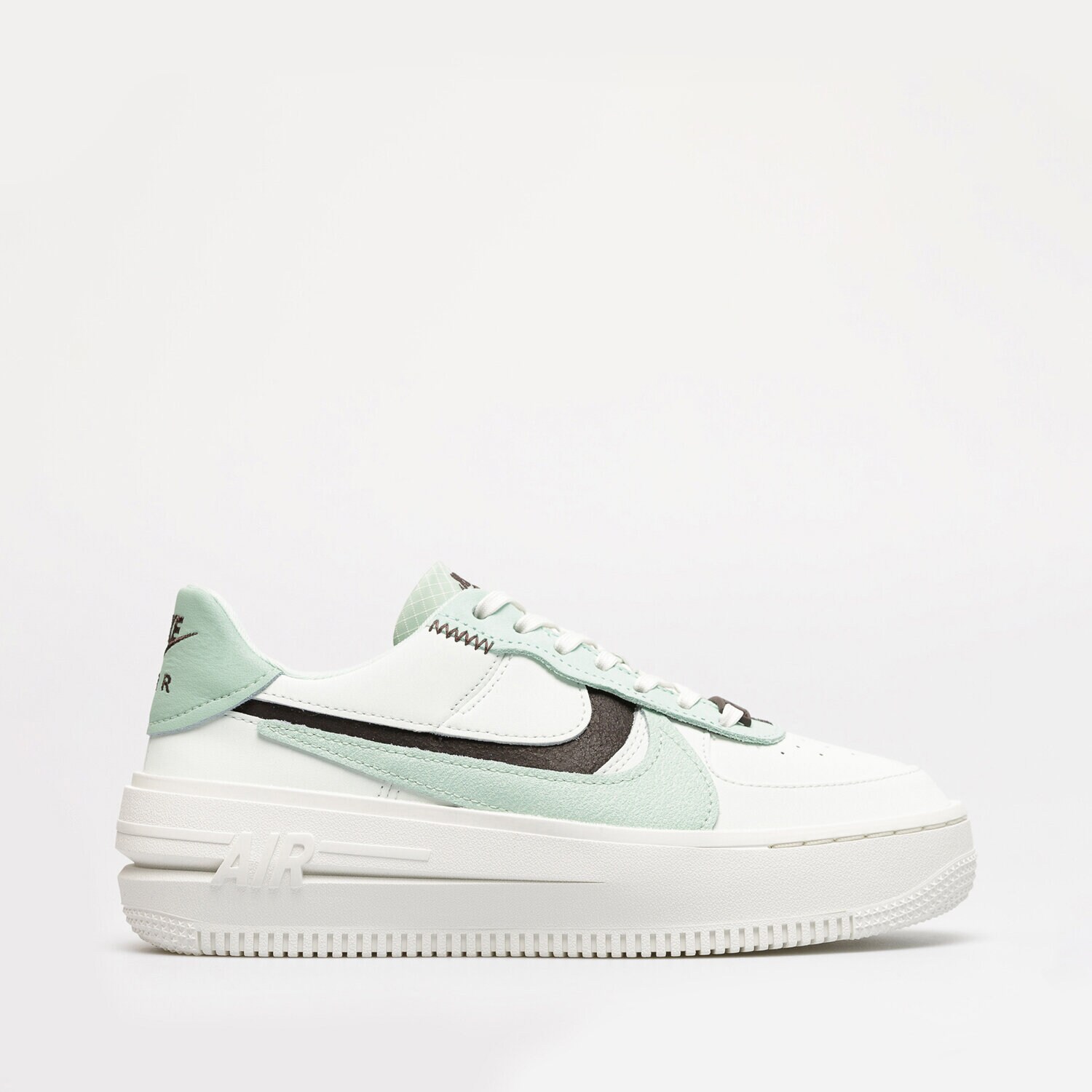 Femei pantofi sport NIKE W AIR FORCE 1 PLT.AF.ORM  DX3730-300 Verde