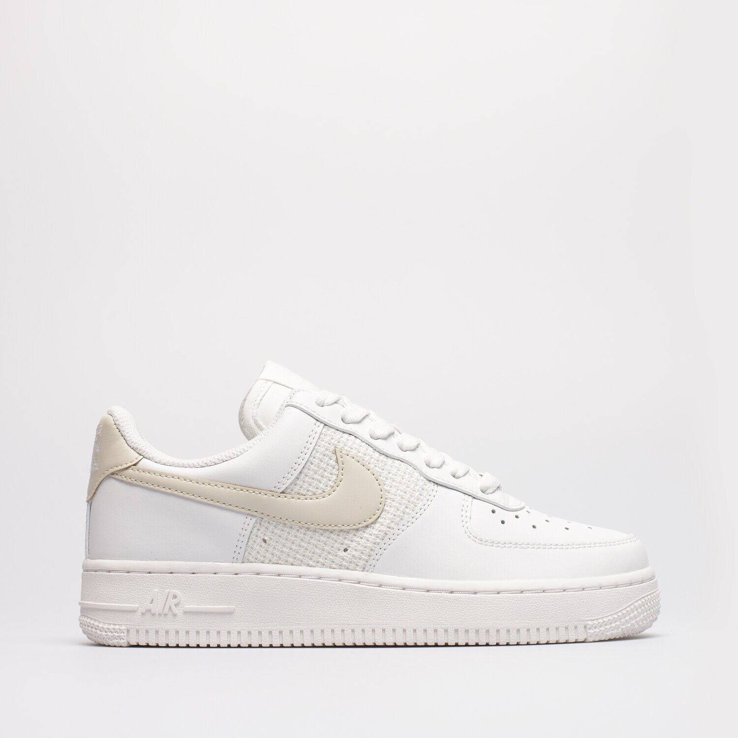 Femei pantofi sport NIKE AIR FORCE 1 '07 ESS DJ9945-100 Mulicolor