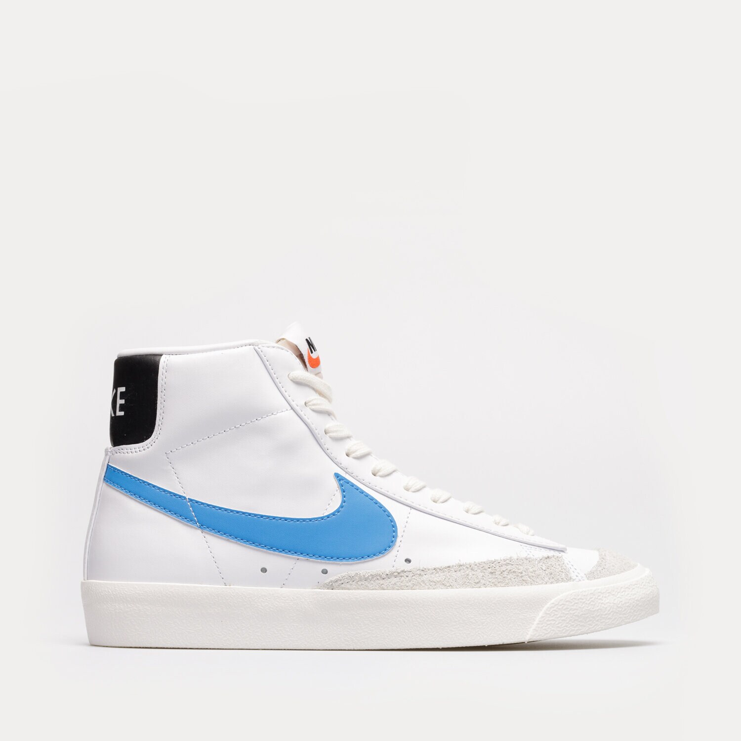 Barbați pantofi sport NIKE BLAZER MID '77 BQ6806-118 Alb