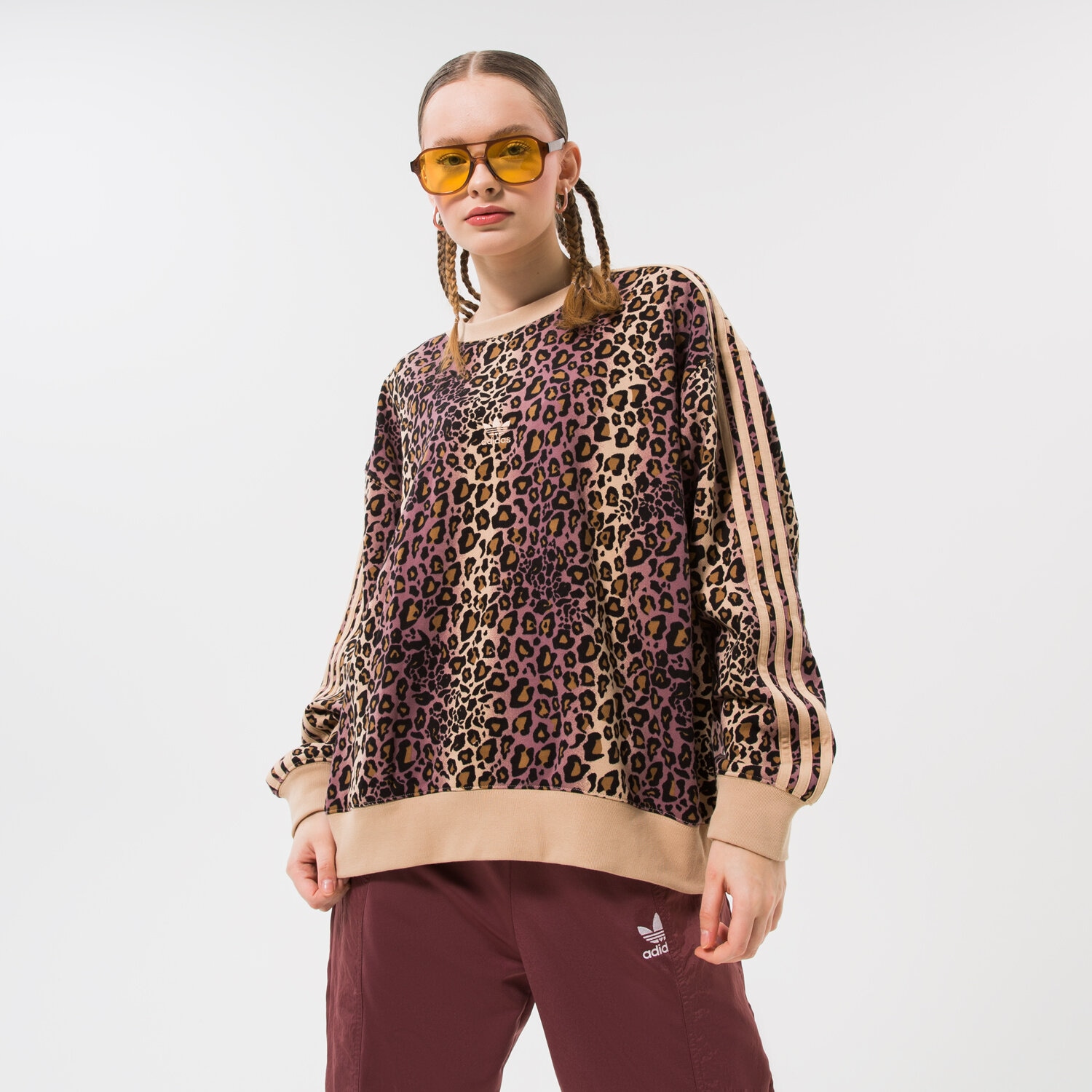 Femei bluză ADIDAS BLUZĂ CREW SWEAT HK5190 Maro