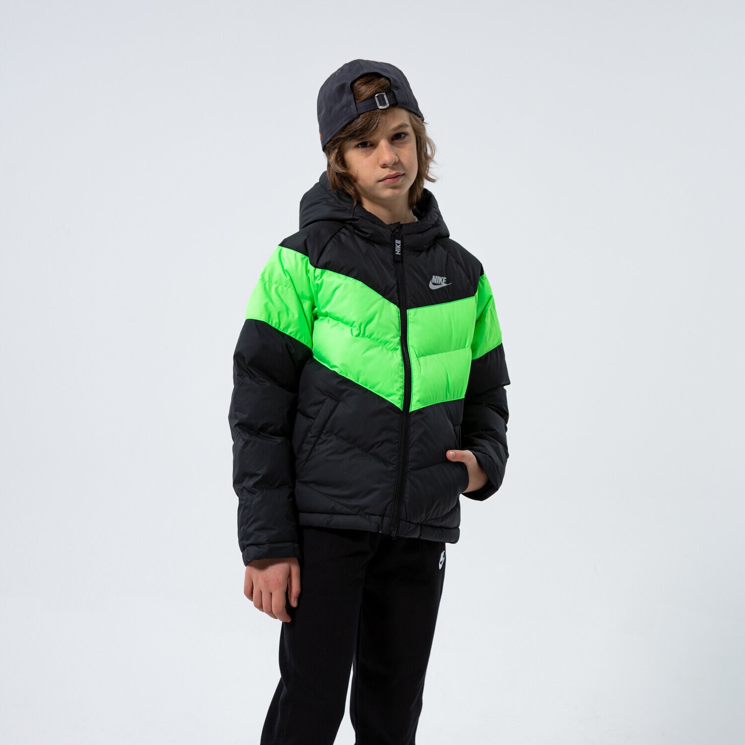 Jachetă de sezon pentru copii (primăvară/toamnă) NIKE JACHETĂ DE IARNĂ SPORTSWEAR U CU9157-016 Negru