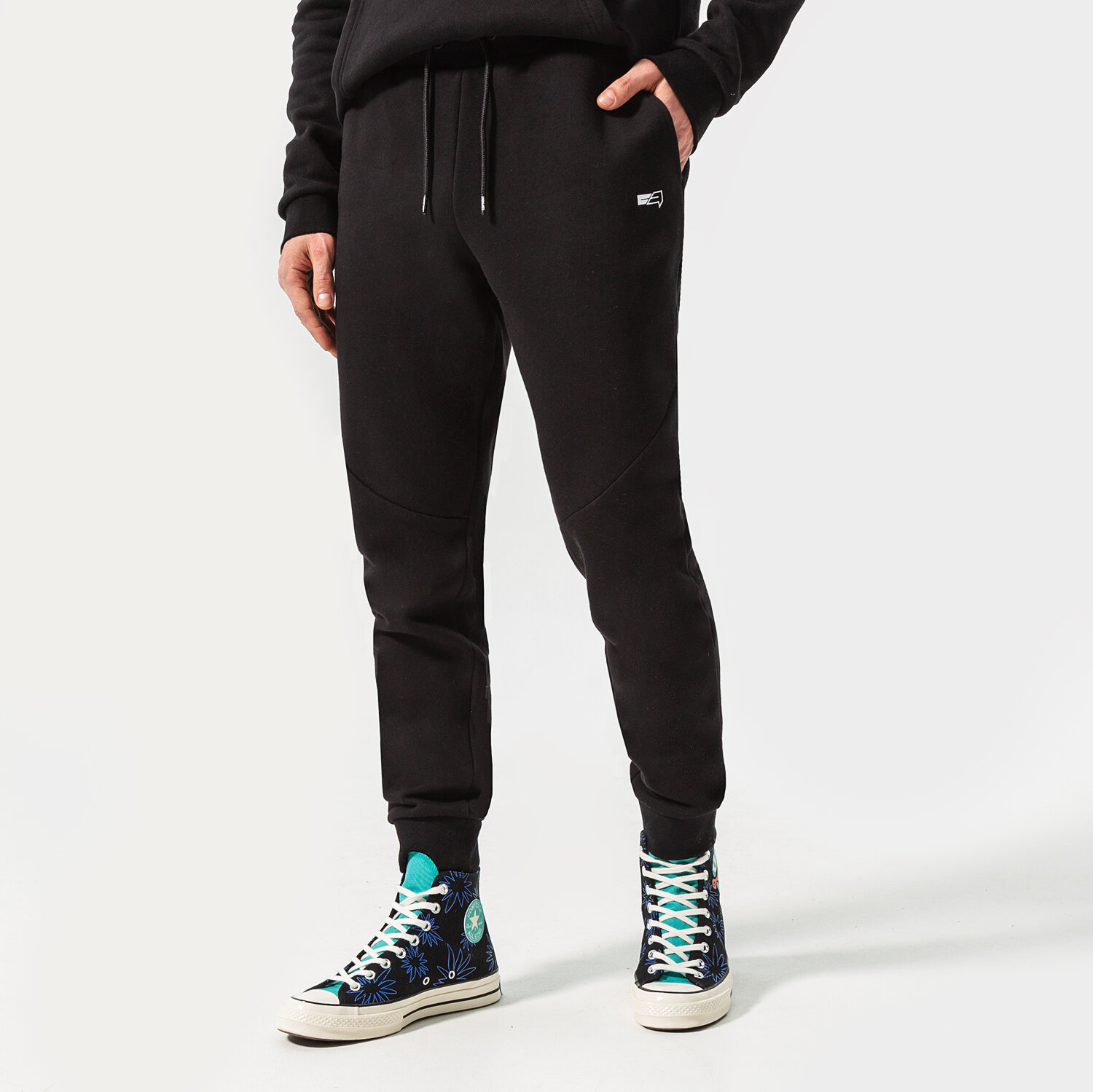 Bărbați pantaloni CONFRONT PANTALONI  ESSENTIAL CF122SPM90001 Negru