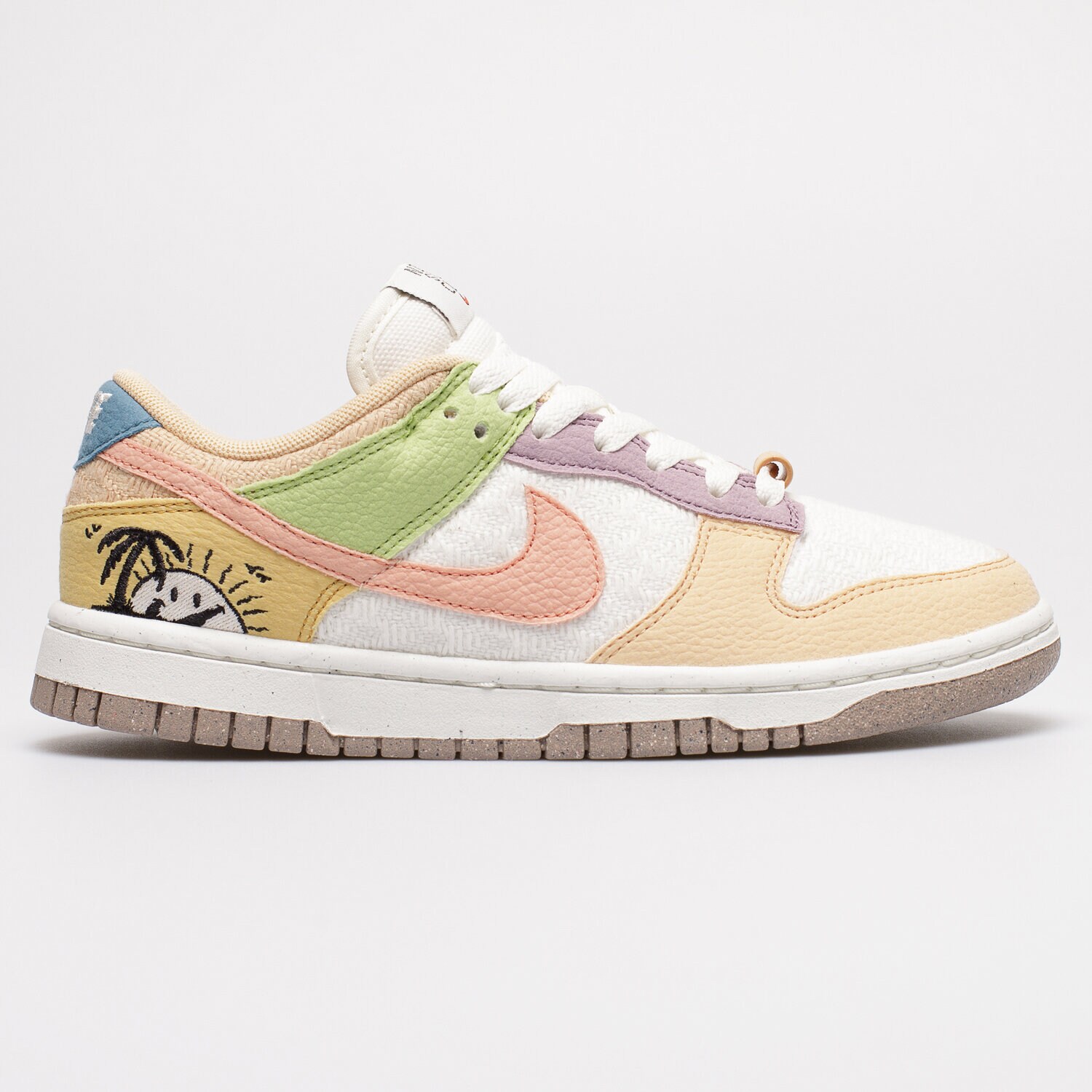 Femei pantofi sport W NIKE DUNK LOW SE DQ0265-100 Mulicolor