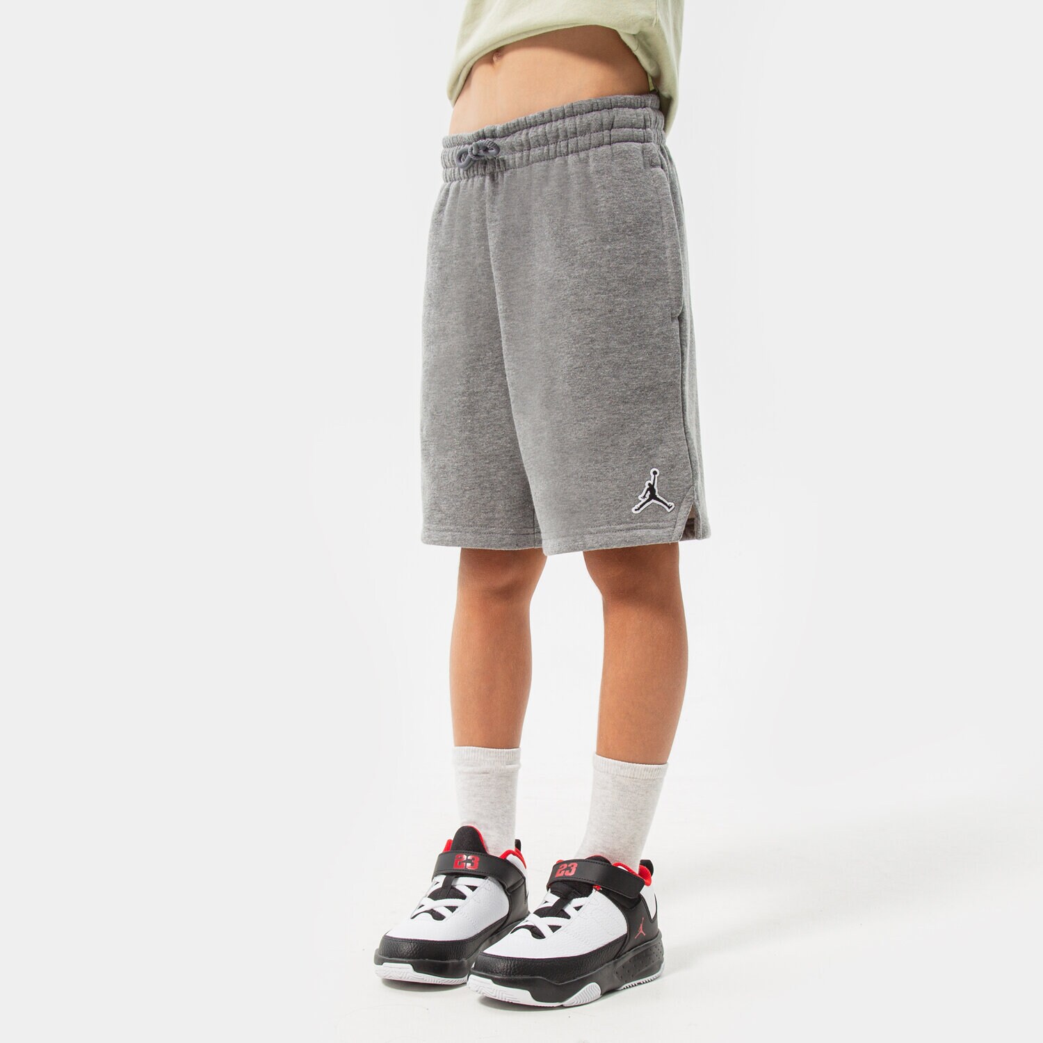 Pantaloni scurți și rochii pentru copii JORDAN PANTALONI SCURȚI ESSENTIALS SHORT BOY 95A872-GEH Gri