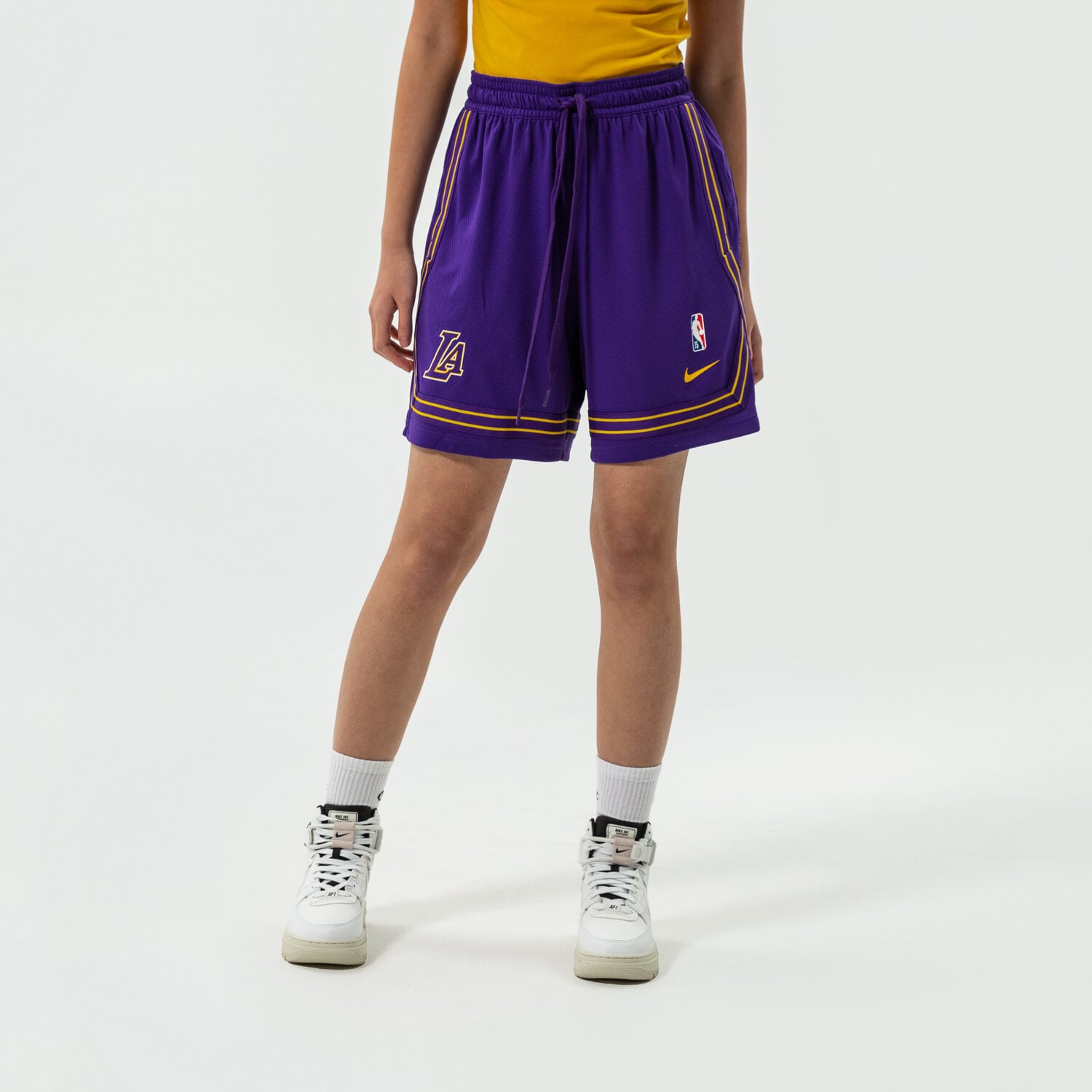 Femei pantaloni scurți NIKE PANTALONI SCURȚI LAL W NK SHRT CRSSVR CTS 75 NBA DB1367-504 Violet