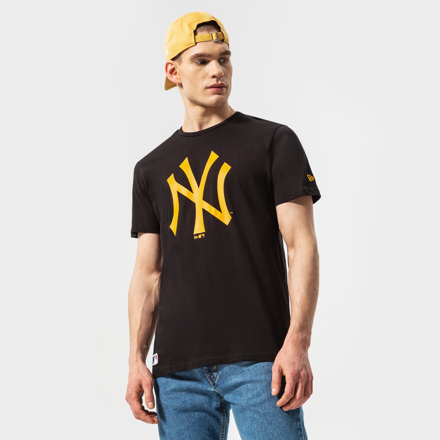 Bărbați tricou NEW ERA TRICOU TEAM LOGO NYY BLK 12893128 Negru