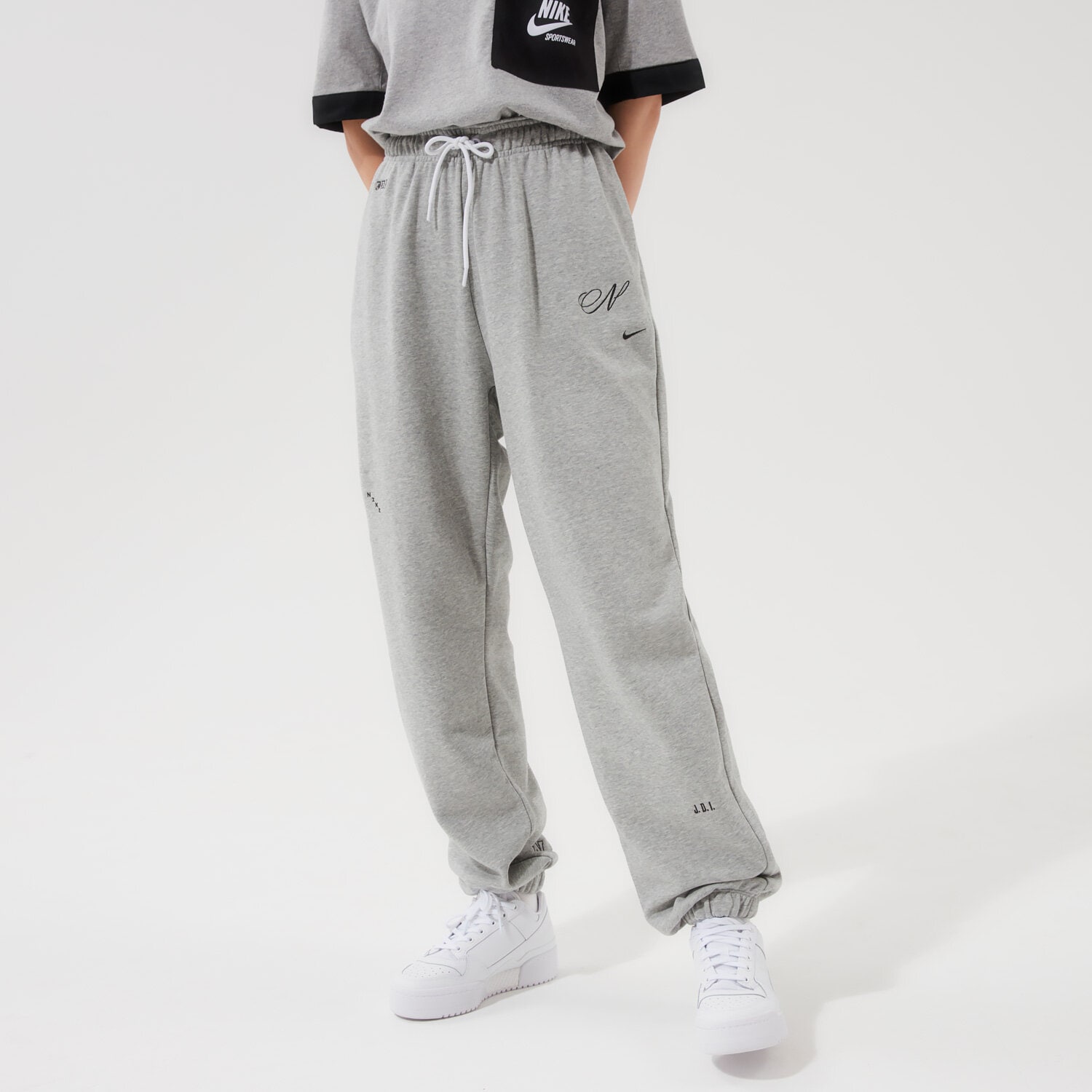 Femei pantaloni NIKE PANTALONI  W NSW ICN CLSH FLC GX HR JGGR DD5042-063 Gri