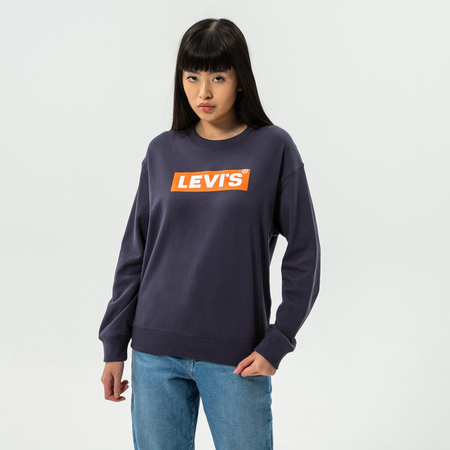 Femei bluză LEVI'S BLUZĂ GRAPHIC STANDARD CREW 18686-0061 Bleumarin
