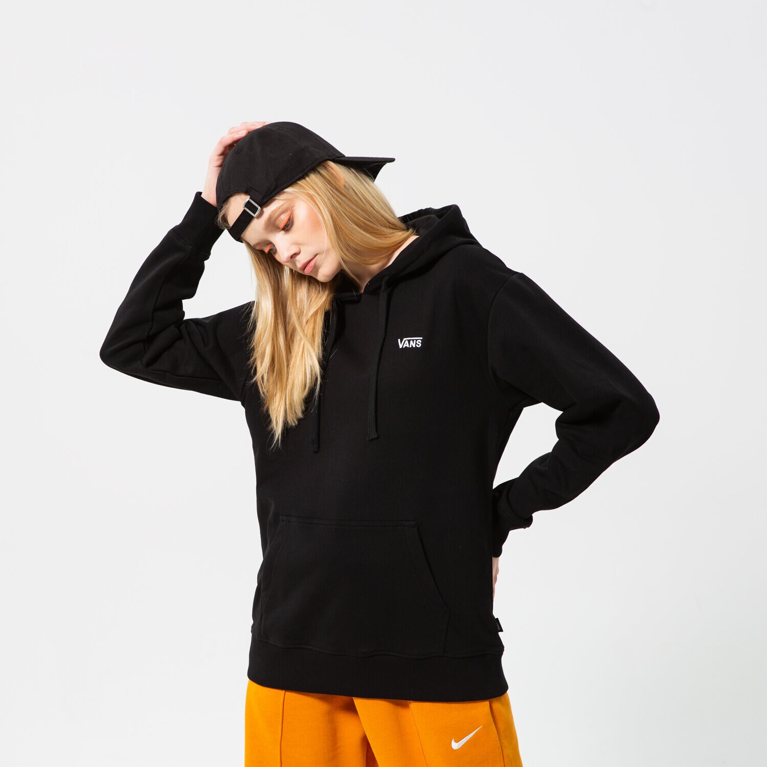Femei bluză VANS BLUZĂ CU GLUGĂ WM FLYING V BFF FT HOODIE VN0A5AR4BLK1 Negru