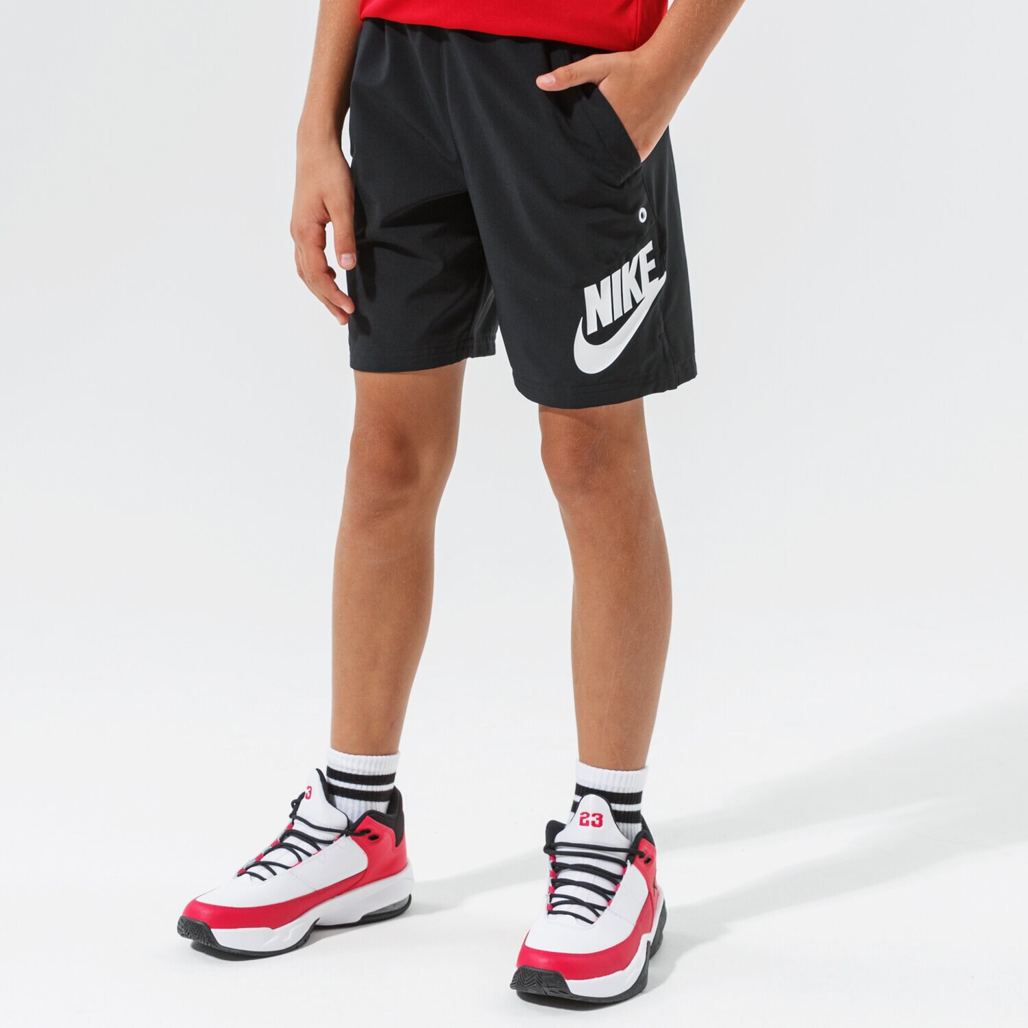 Pantaloni scurți și rochii pentru copii NIKE PANTALONI SCURȚI SPORTSWEAR DA0855-010 Negru